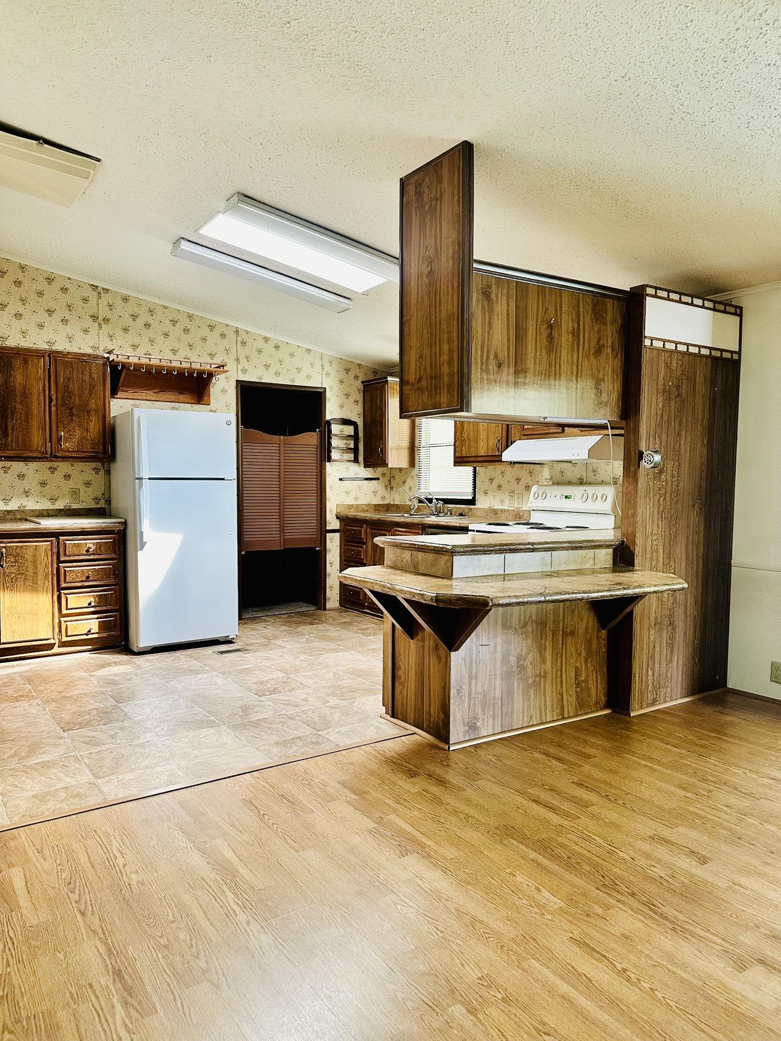 3195 F Road Property Photo 6