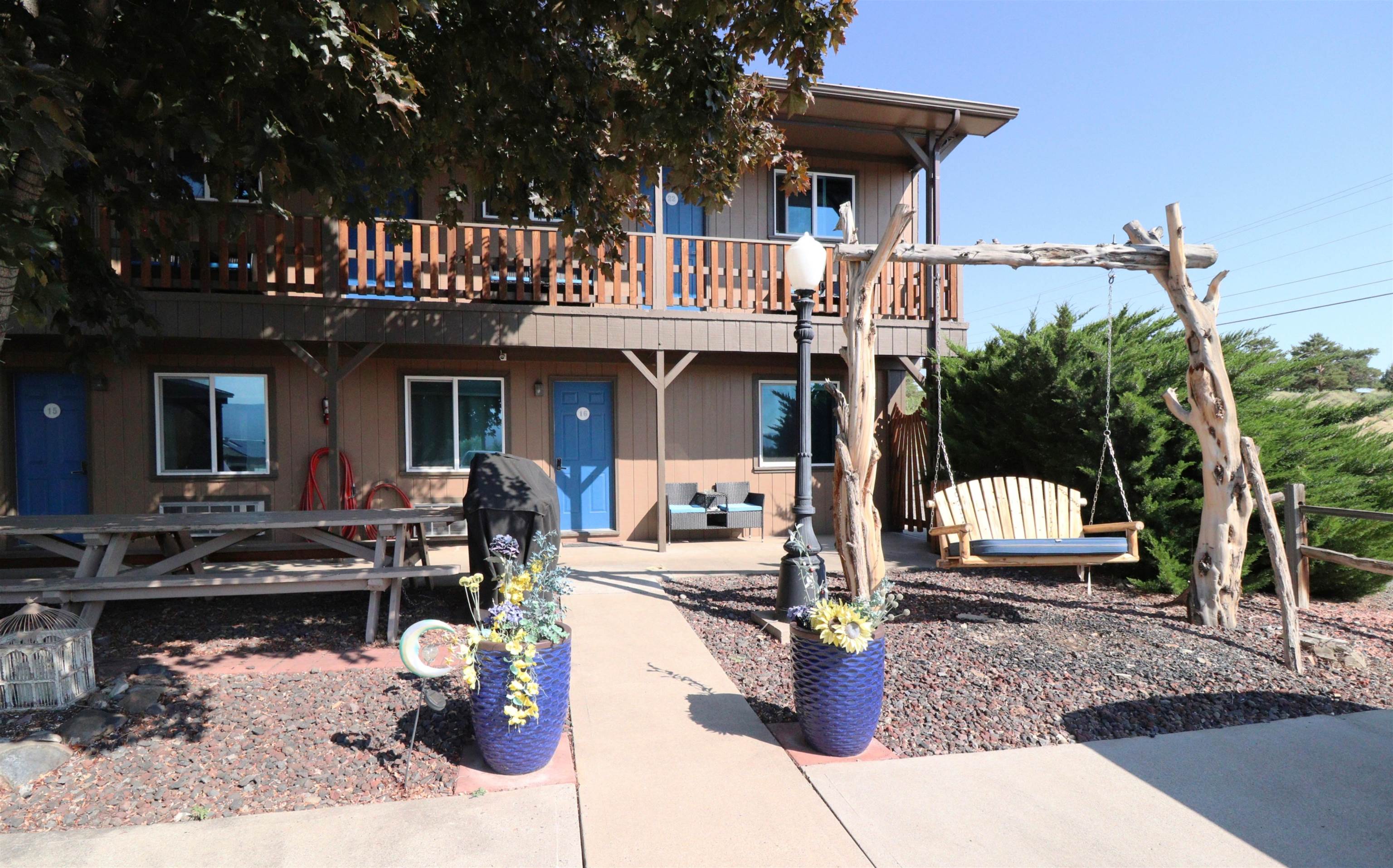 885 S Grand Mesa Drive Property Photo 6