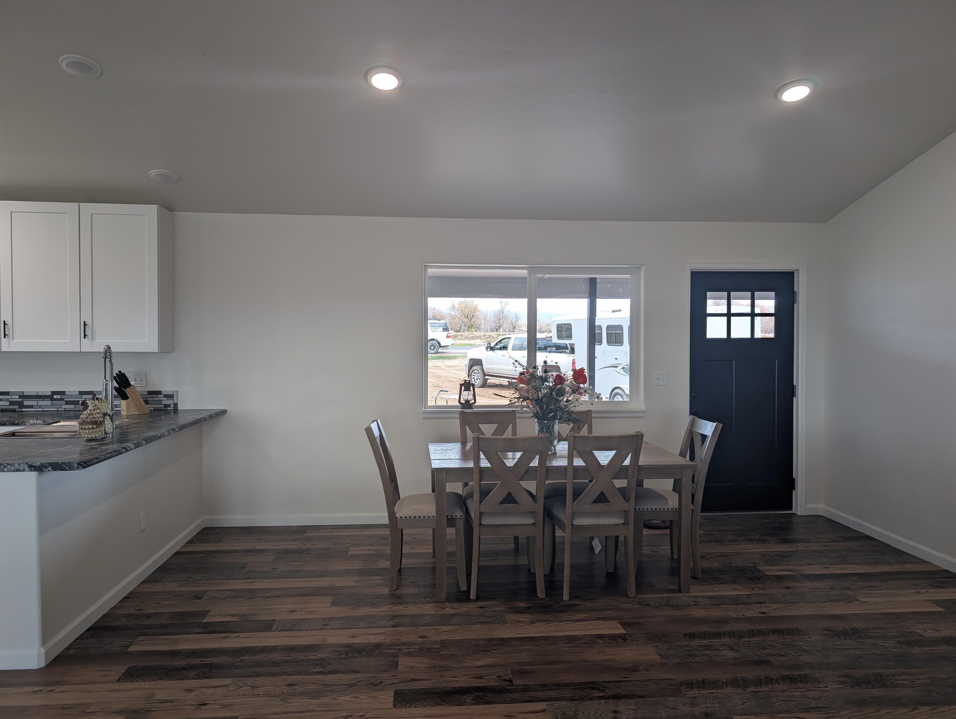 20224 Lilac Lane Property Photo 5