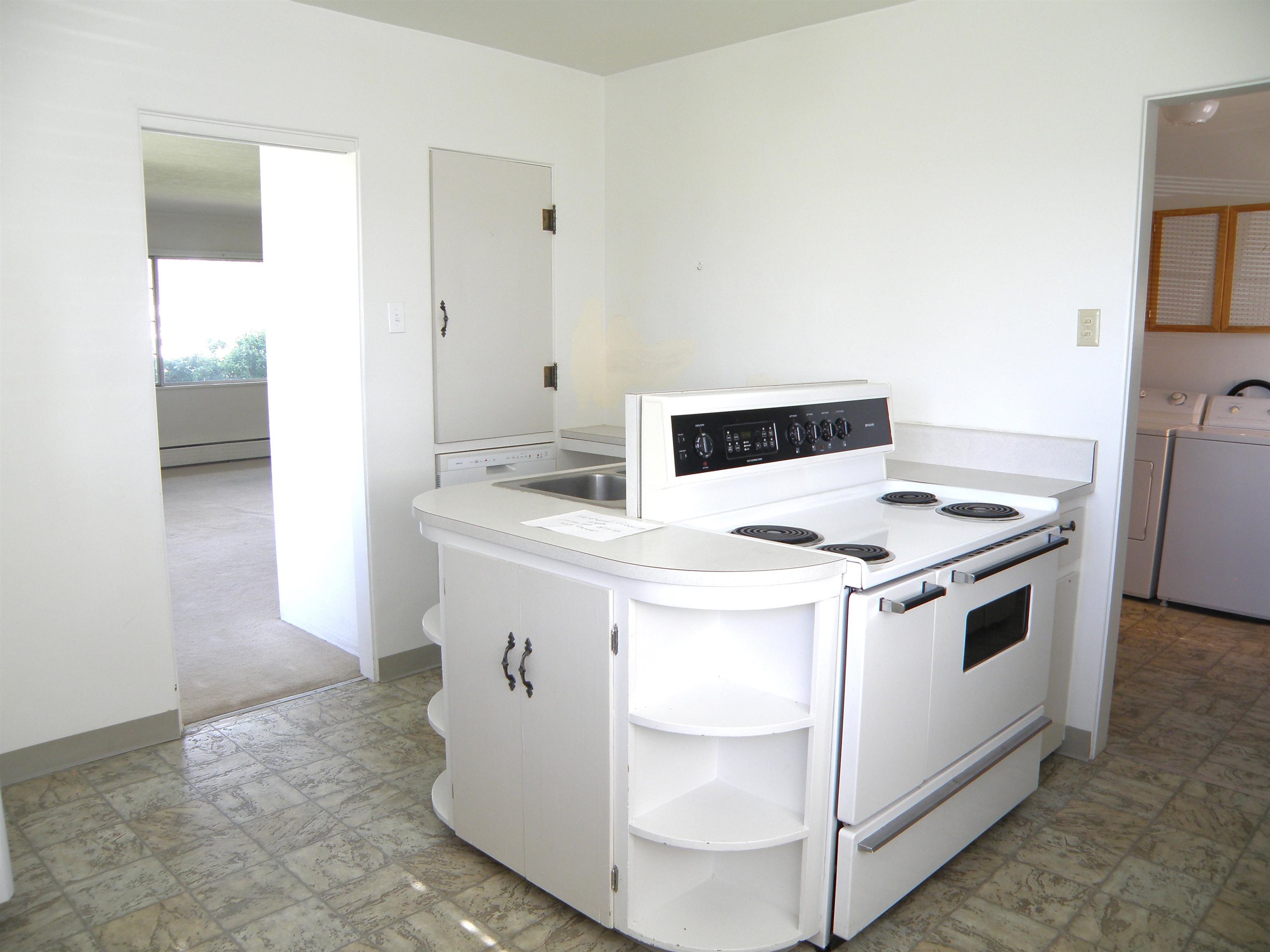 2449 Broadway Property Photo 31