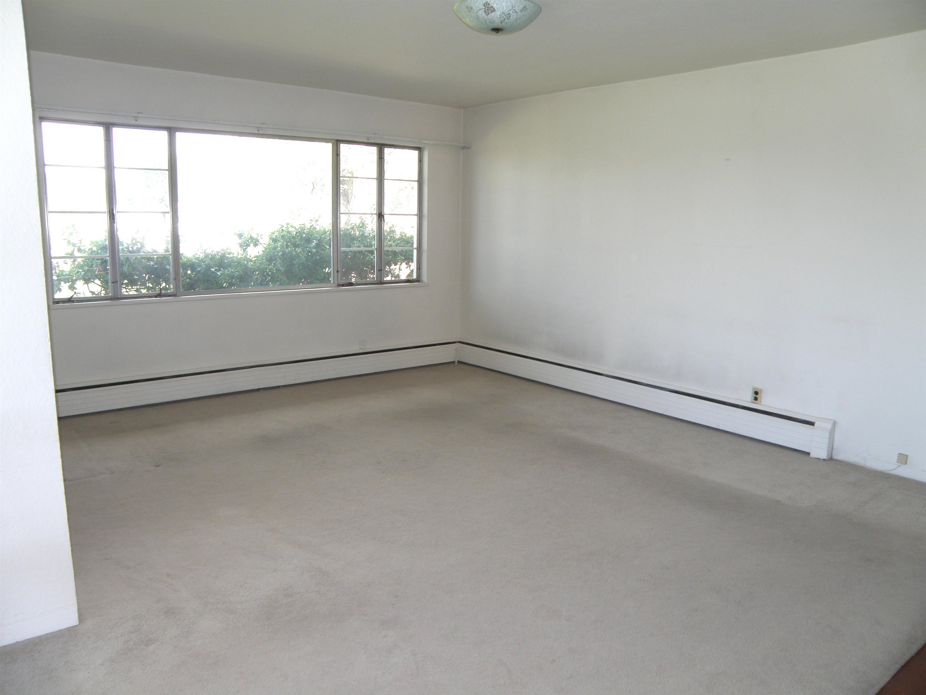 2449 Broadway Property Photo 34