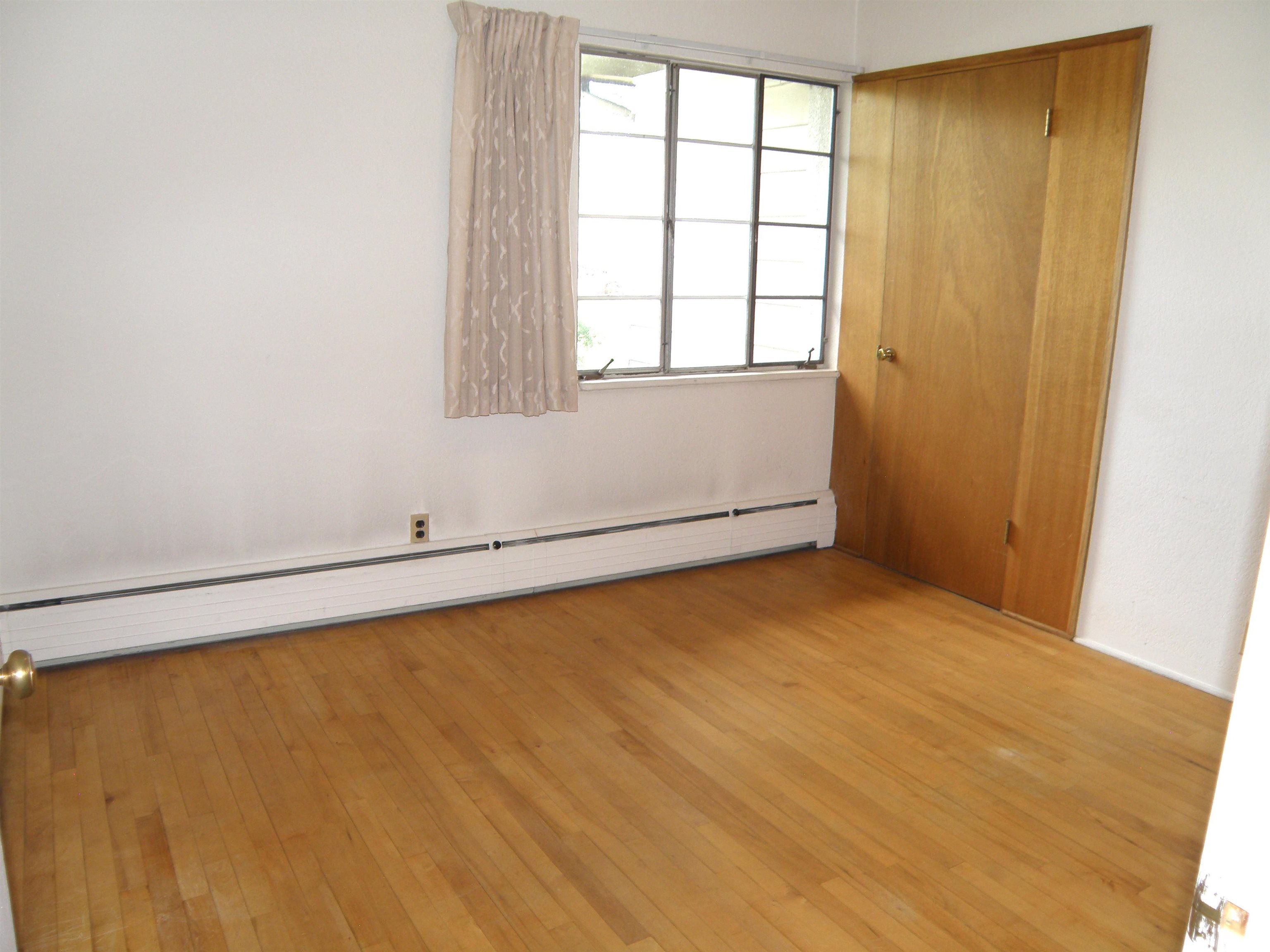2449 Broadway Property Photo 38