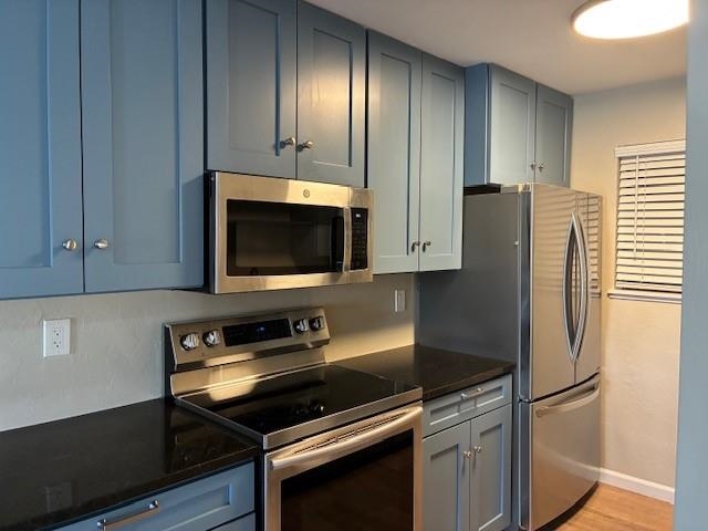 3146 Lakeside Drive Property Photo 4