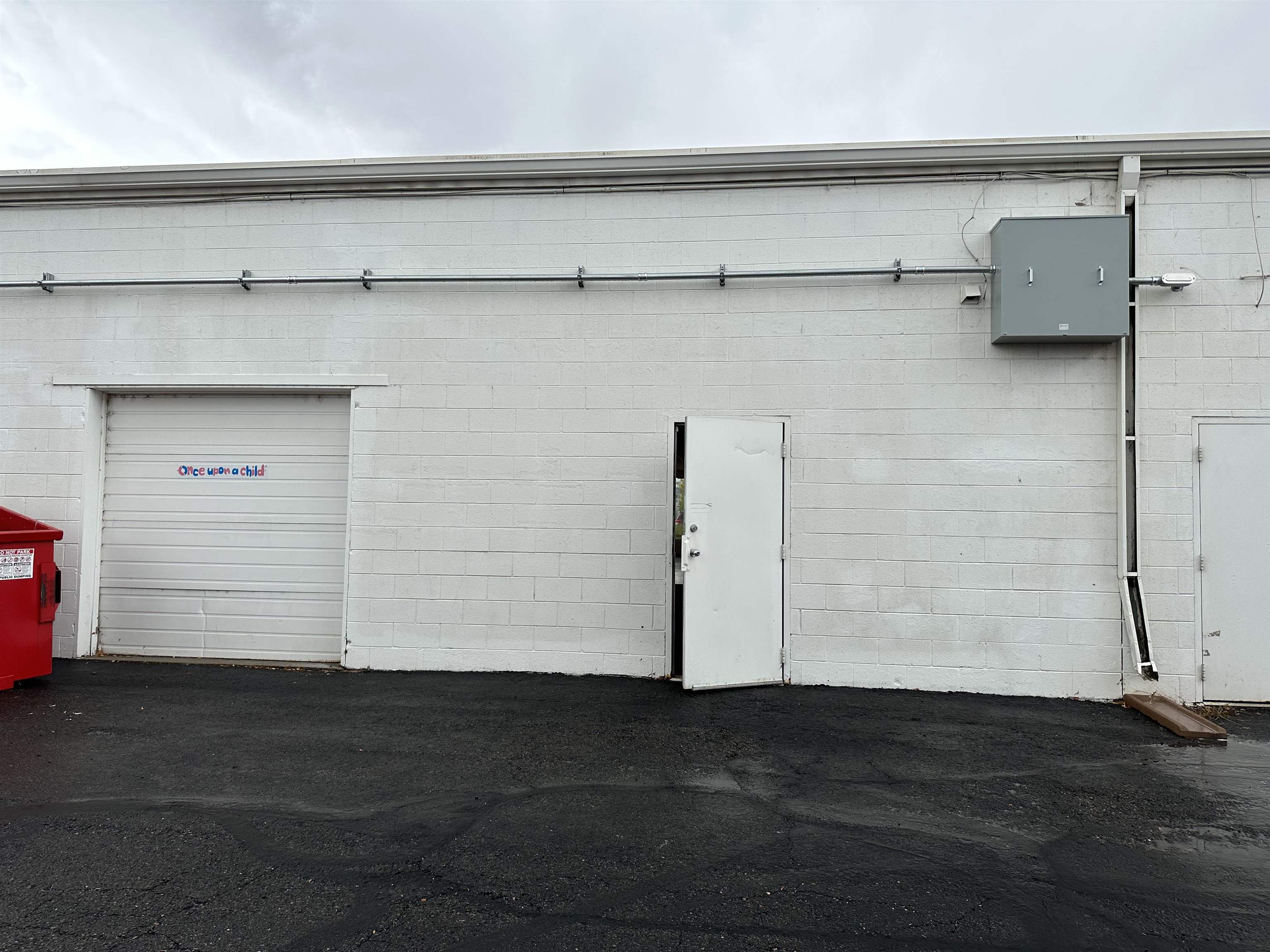2454 Highway 6&50 Property Photo 14