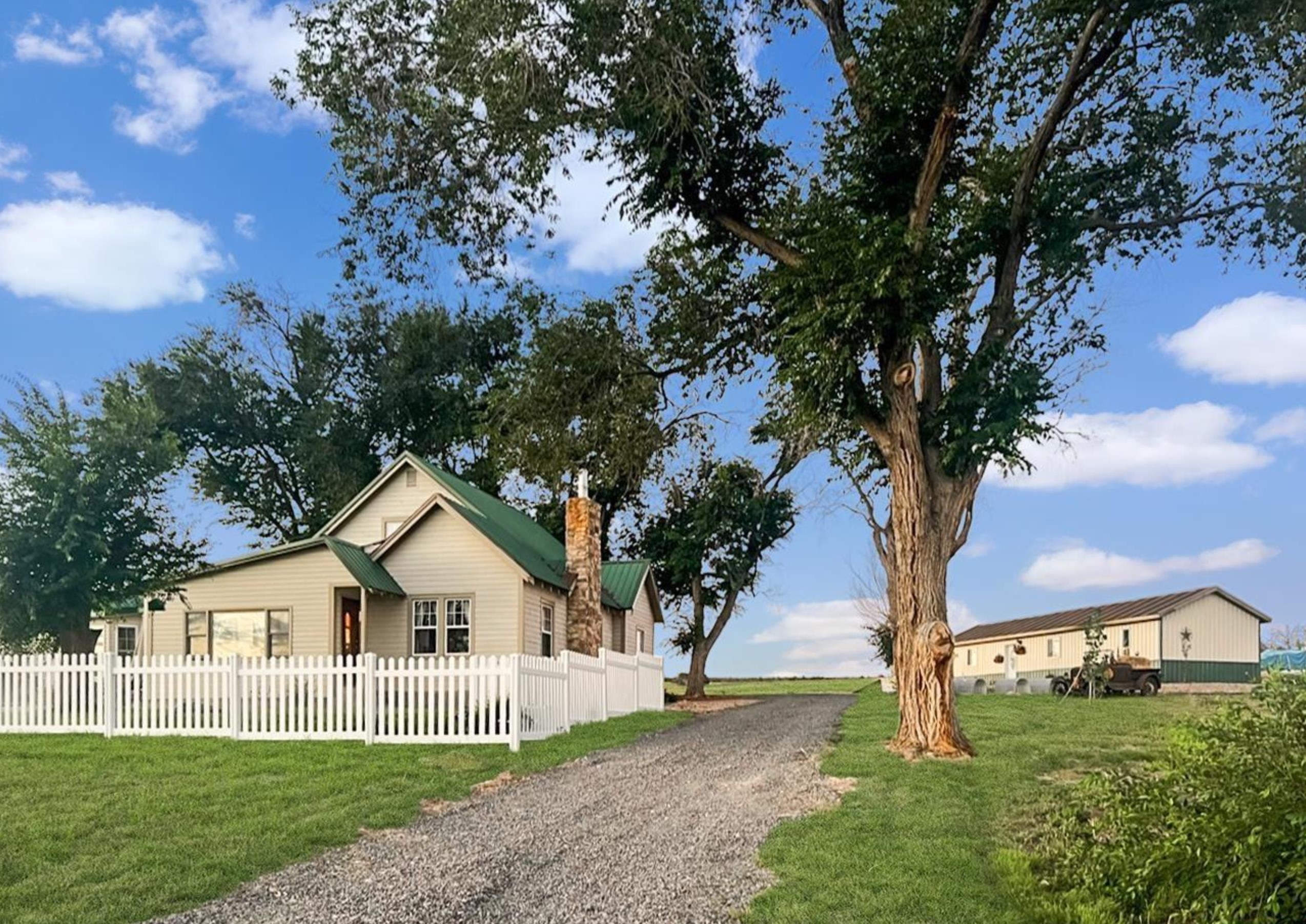 36024 Fruitland Mesa Road Property Photo 1