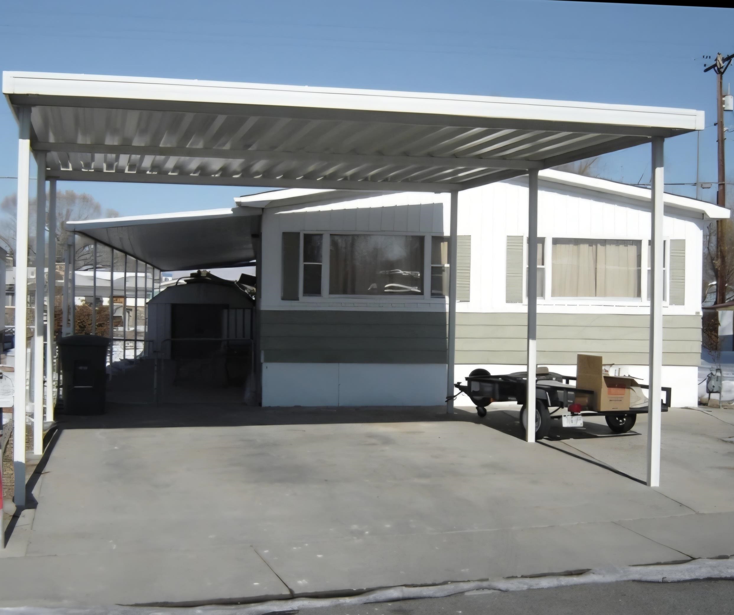 2860 Hall Avenue Property Photo 1