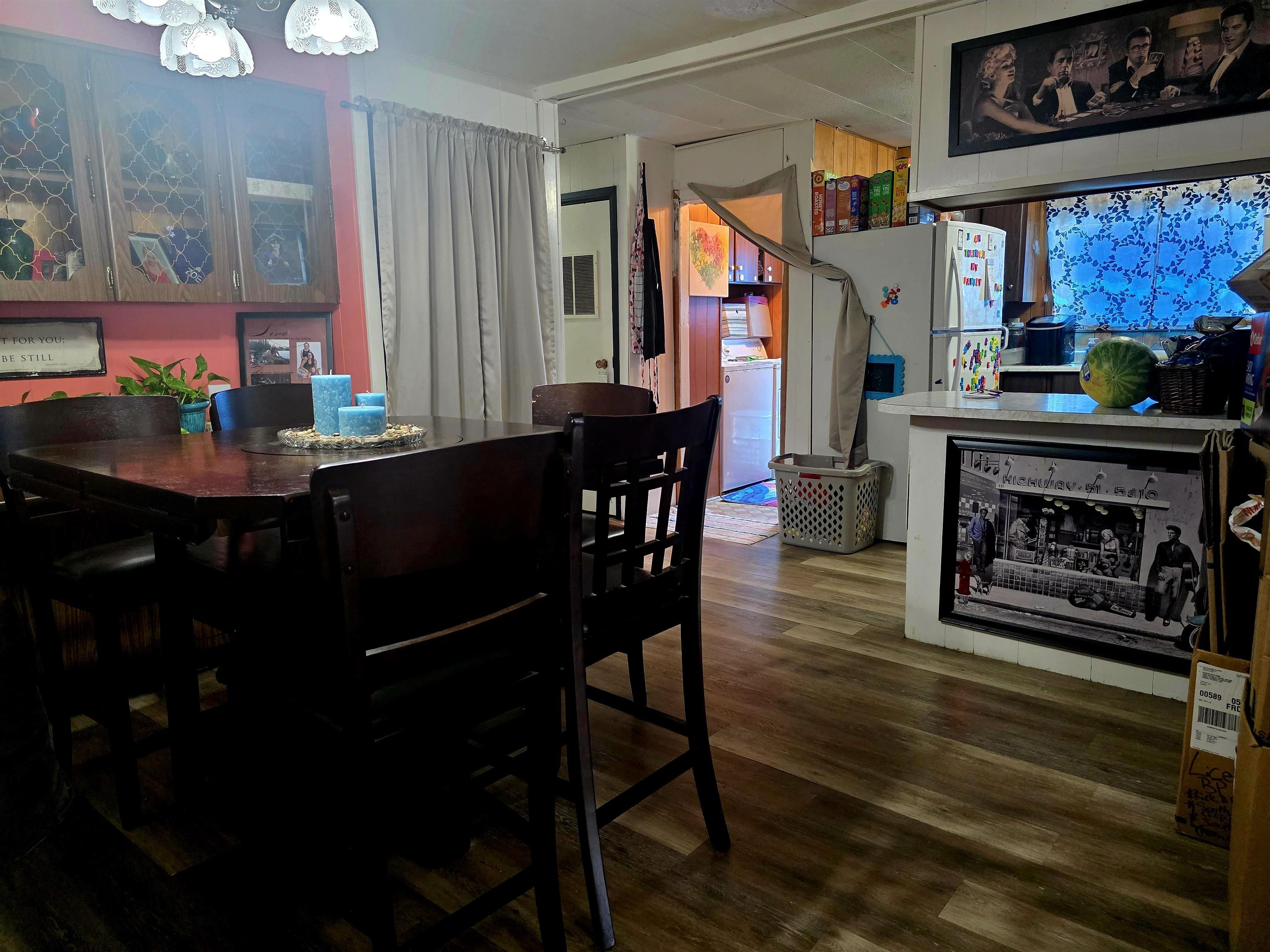 2860 Hall Avenue Property Photo 6