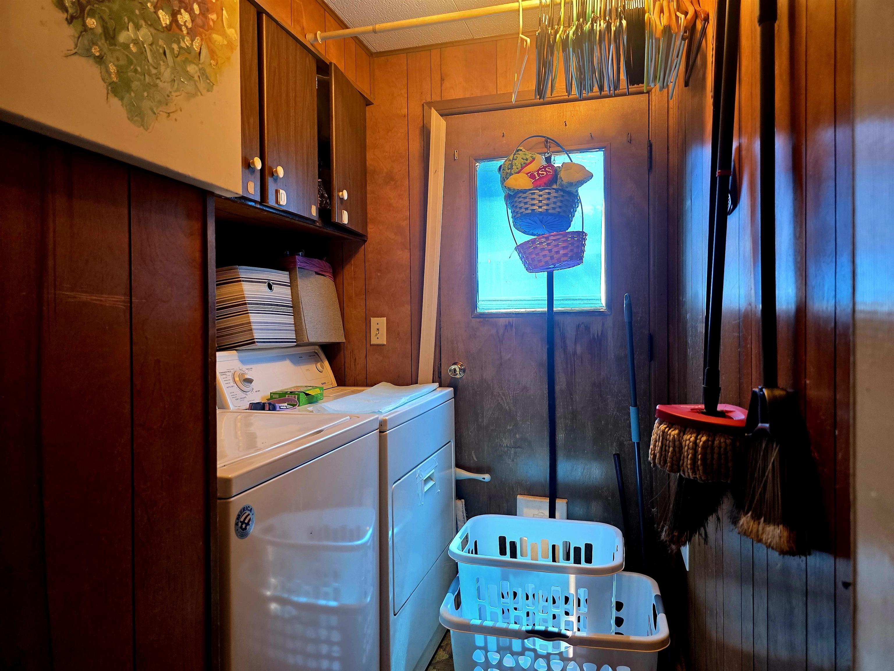 2860 Hall Avenue Property Photo 11