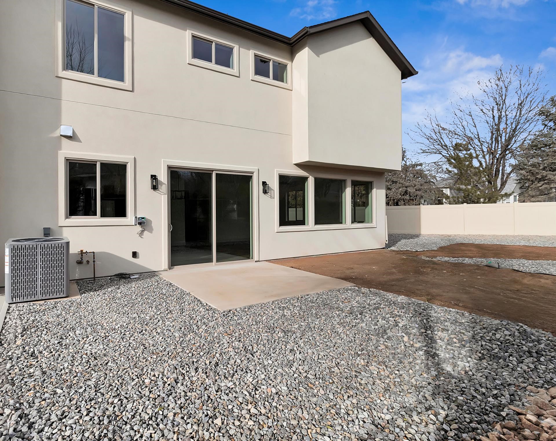 1137 Sprocket Court Property Photo 8