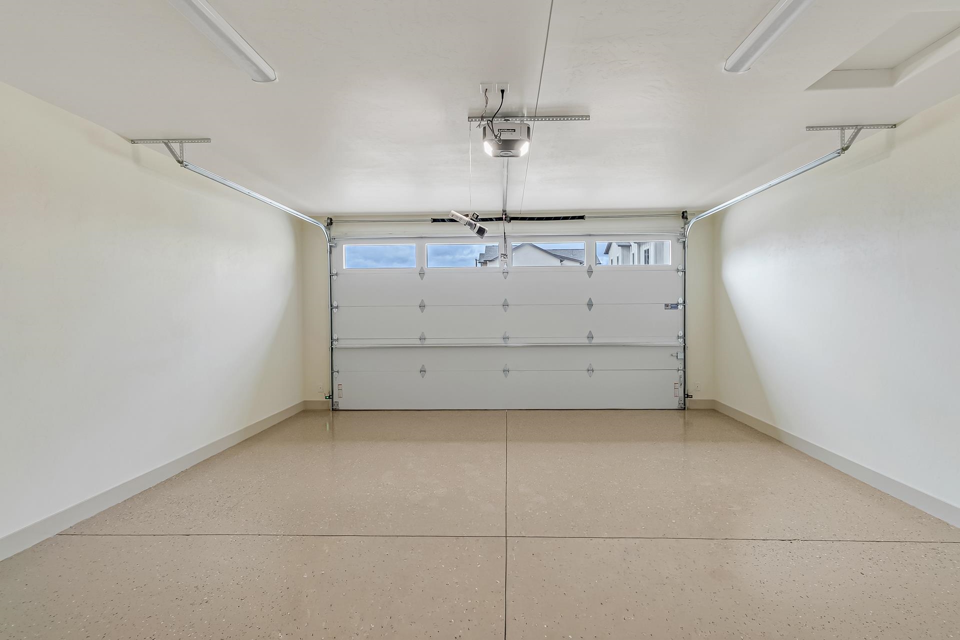 1137 Sprocket Court Property Photo 23