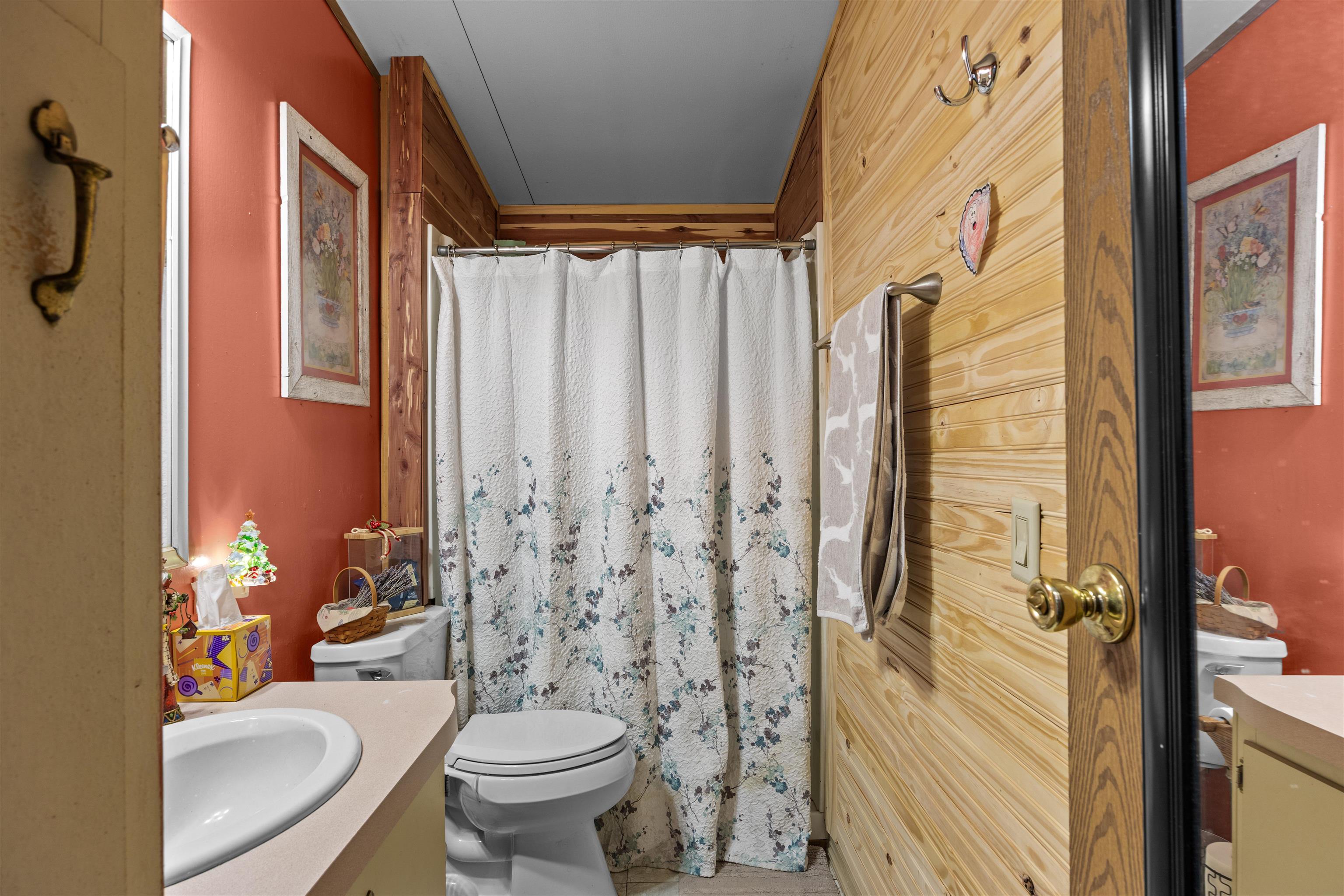 20260033 Property Photo 23
