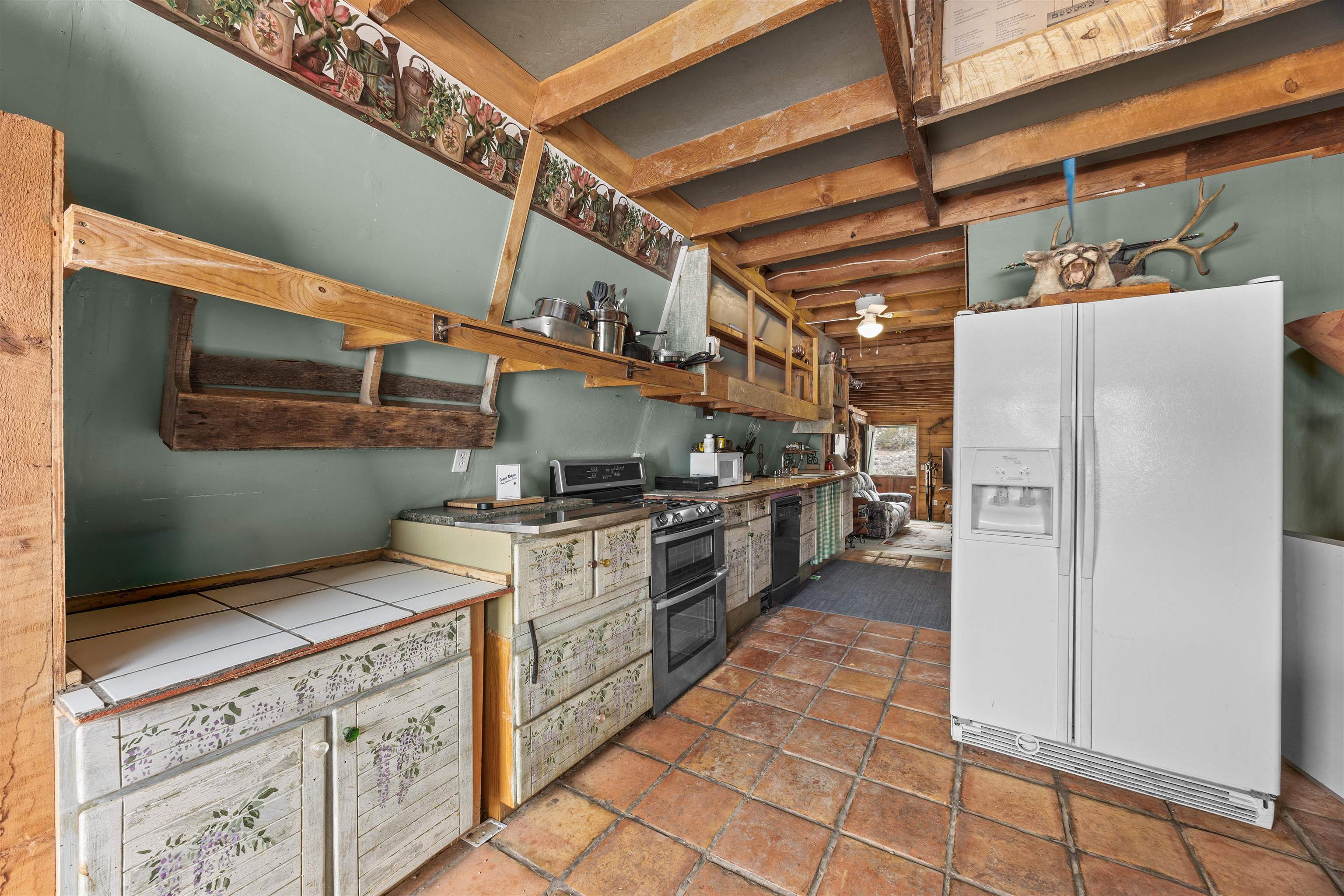 20260033 Property Photo 25
