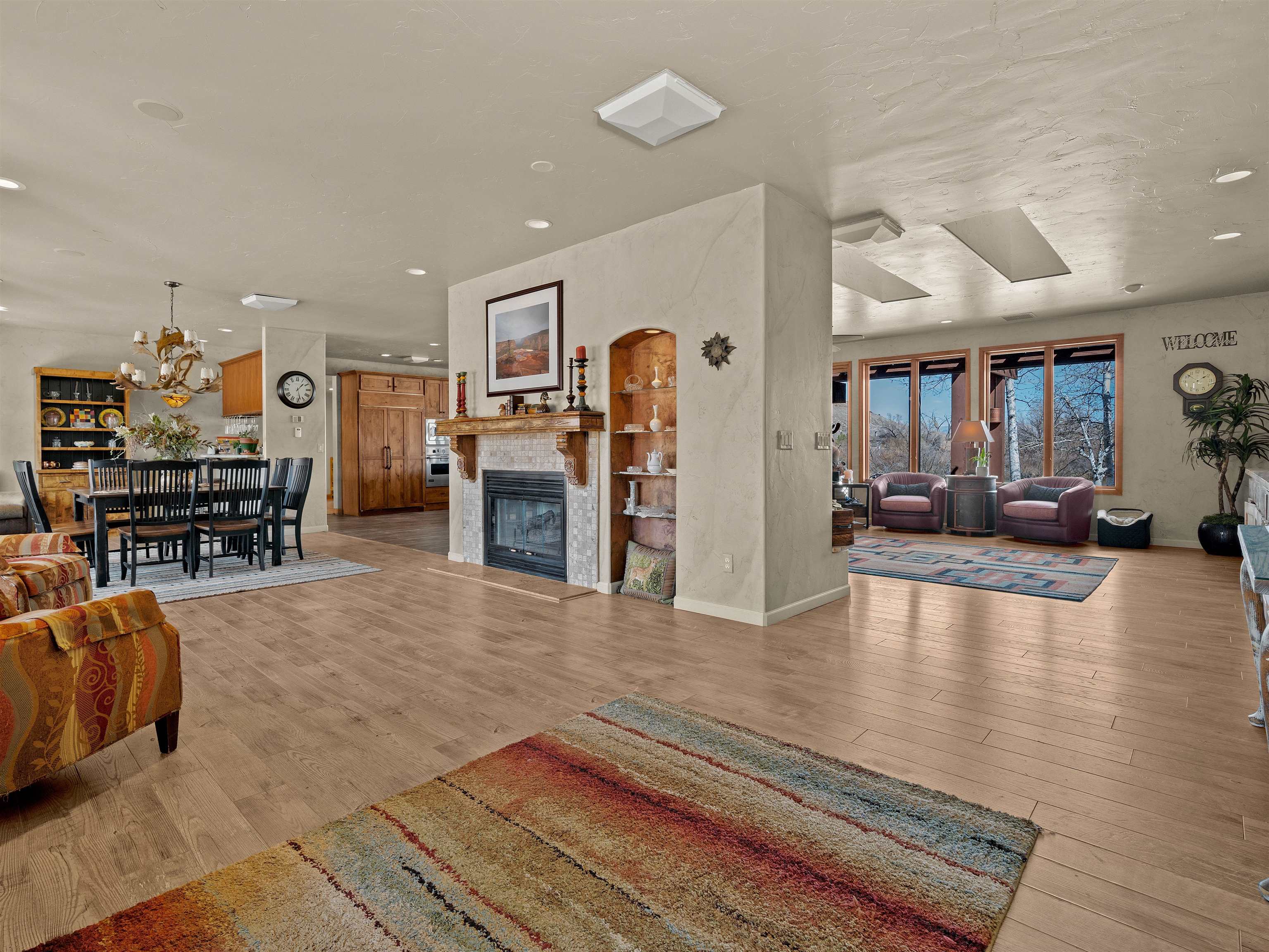 2111 Desert Hills Road Property Photo 6
