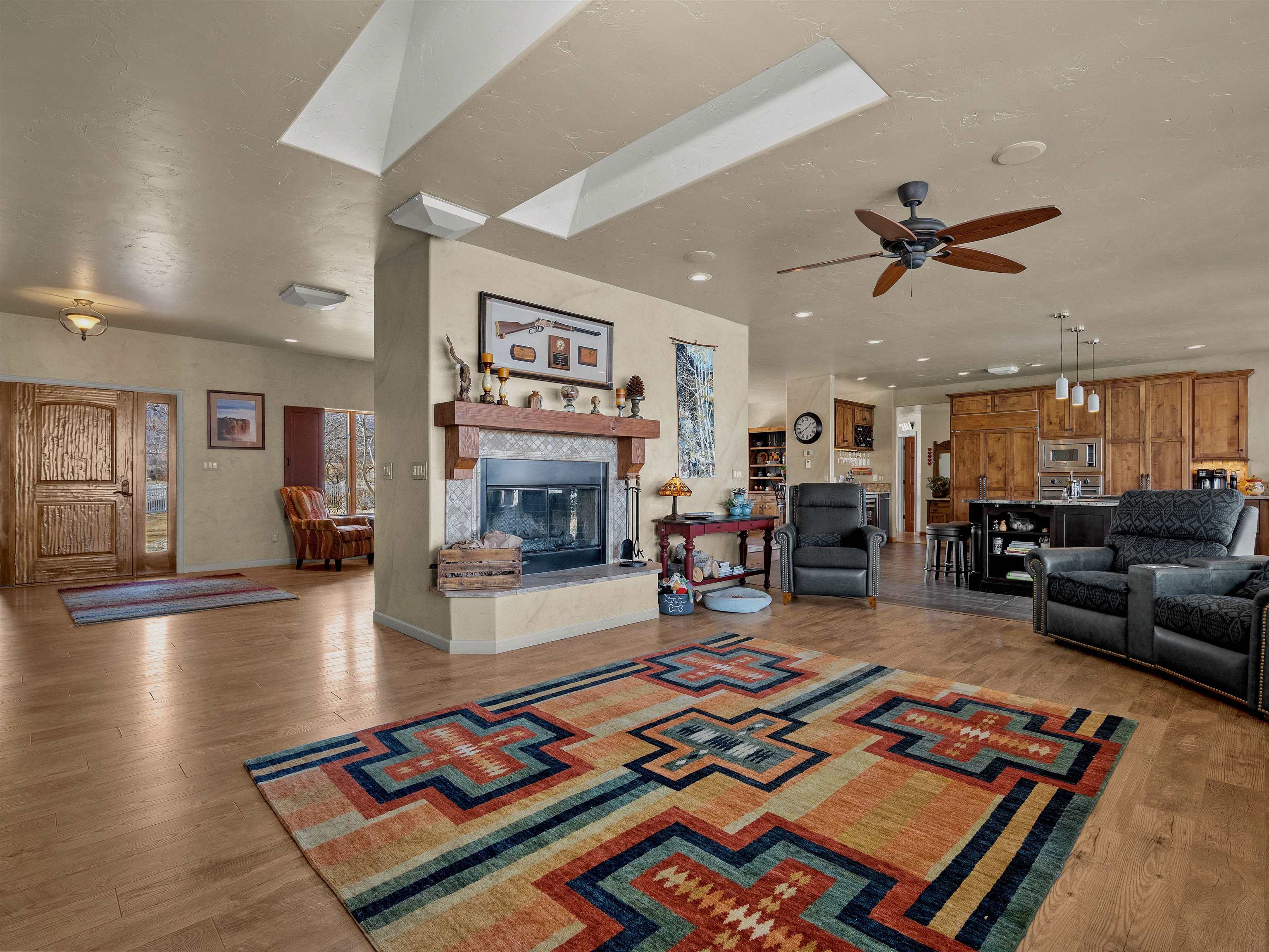 2111 Desert Hills Road Property Photo 7