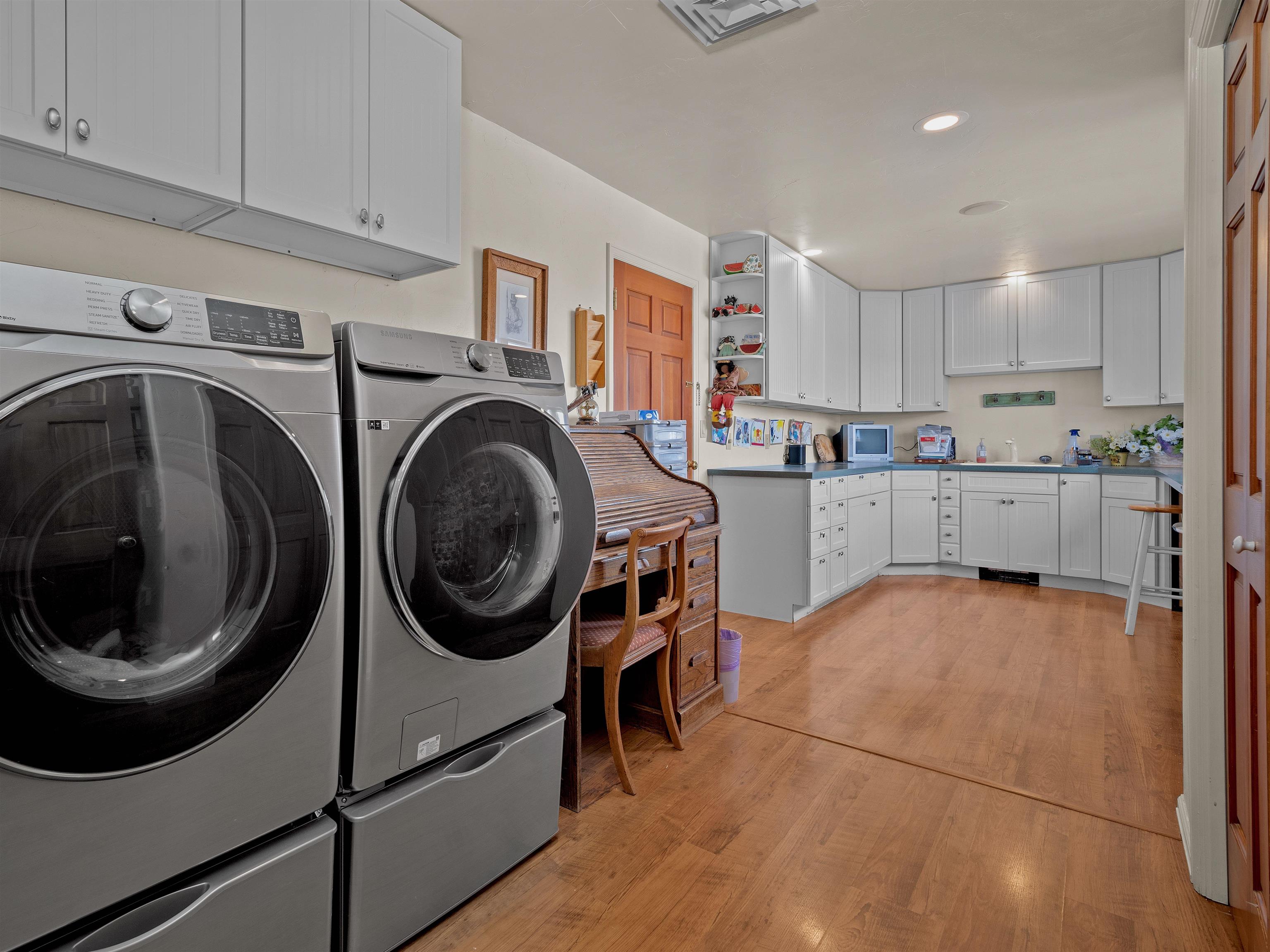 2111 Desert Hills Road Property Photo 16