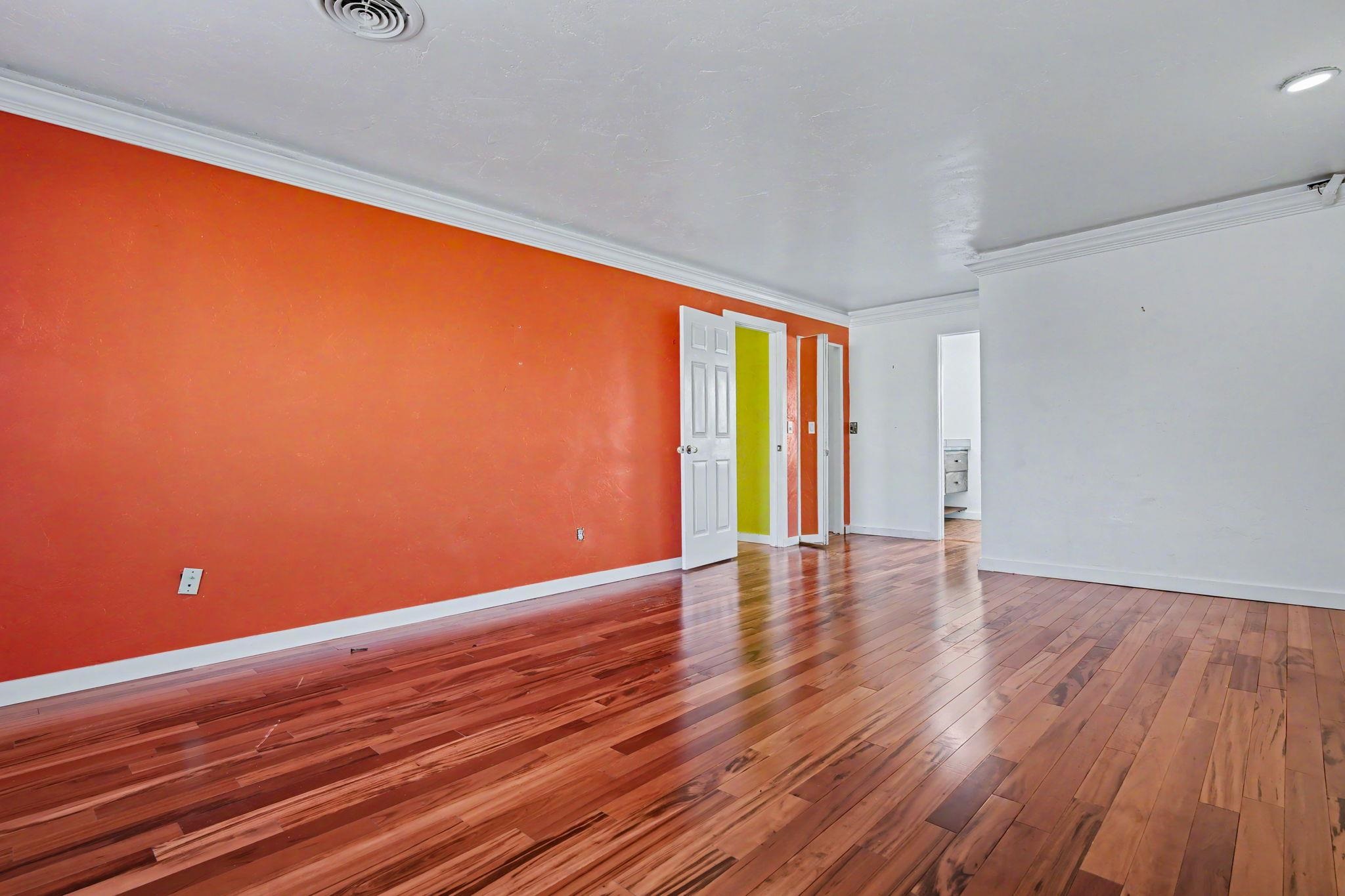 2700 G Road Property Photo 12