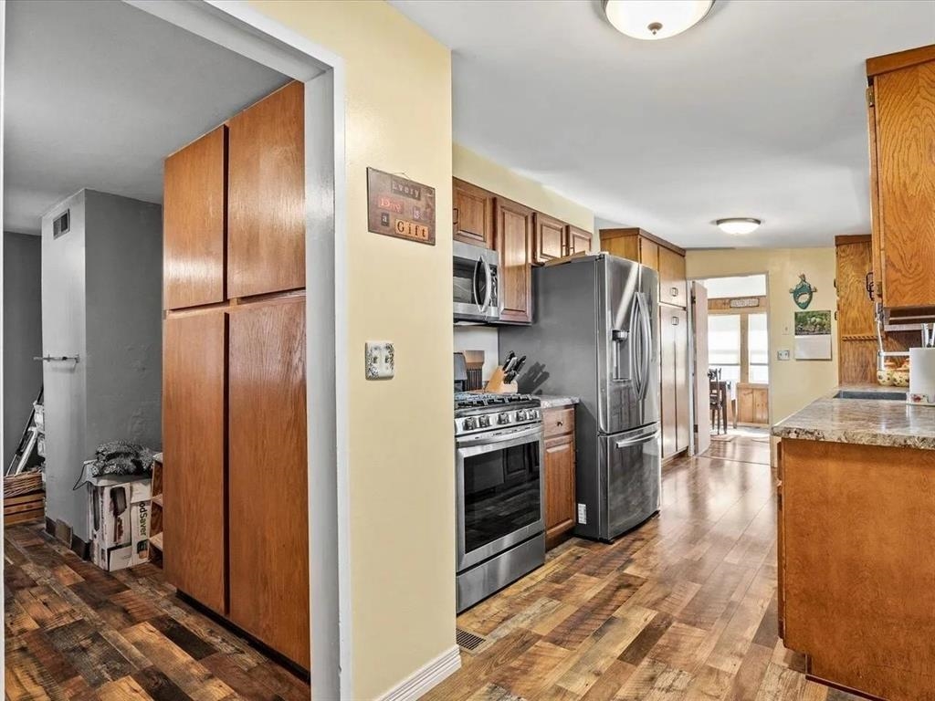 3669 G Road Property Photo 15