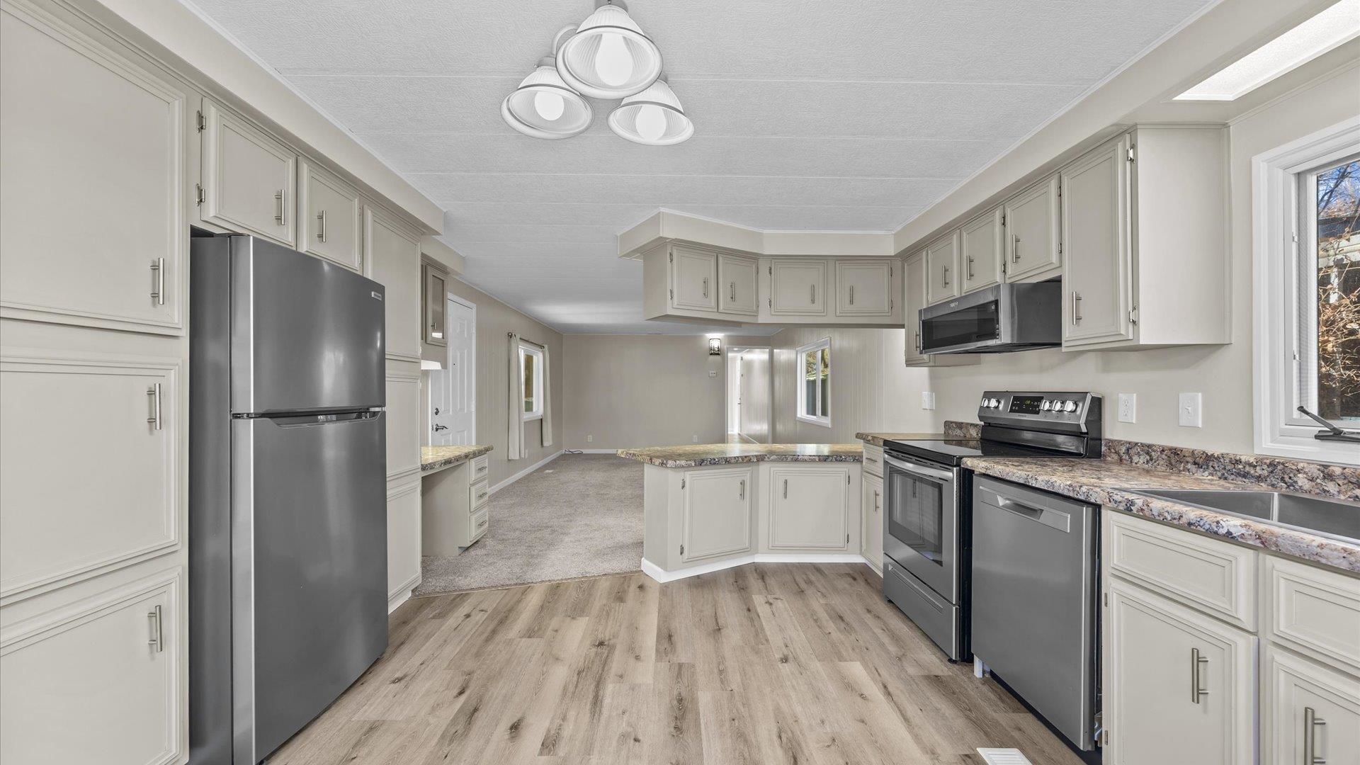 3781 Granada Drive Property Photo 10