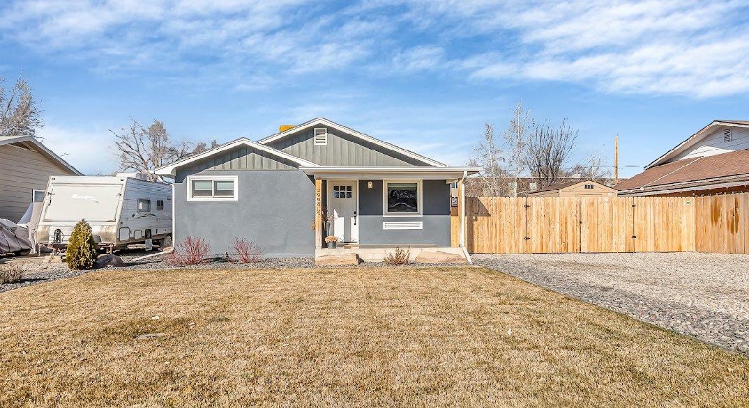 2908 1/2 Formay Avenue Property Photo 1
