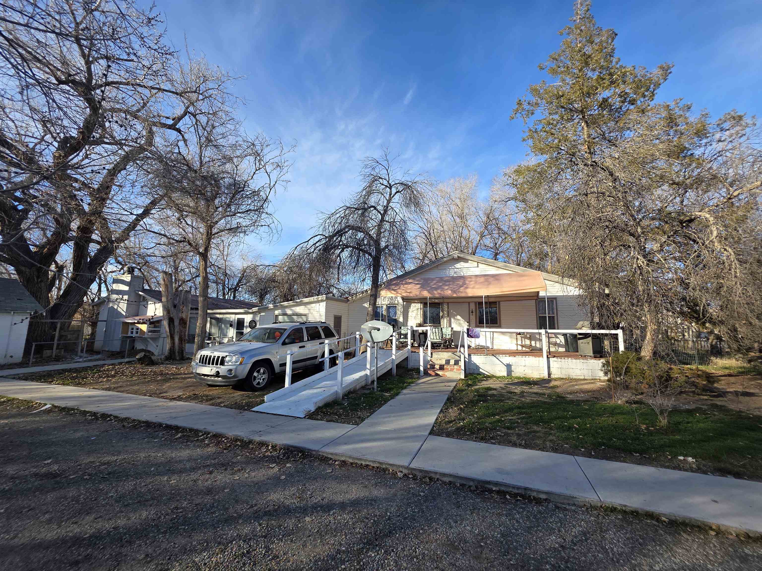 571 29 Road Property Photo 4