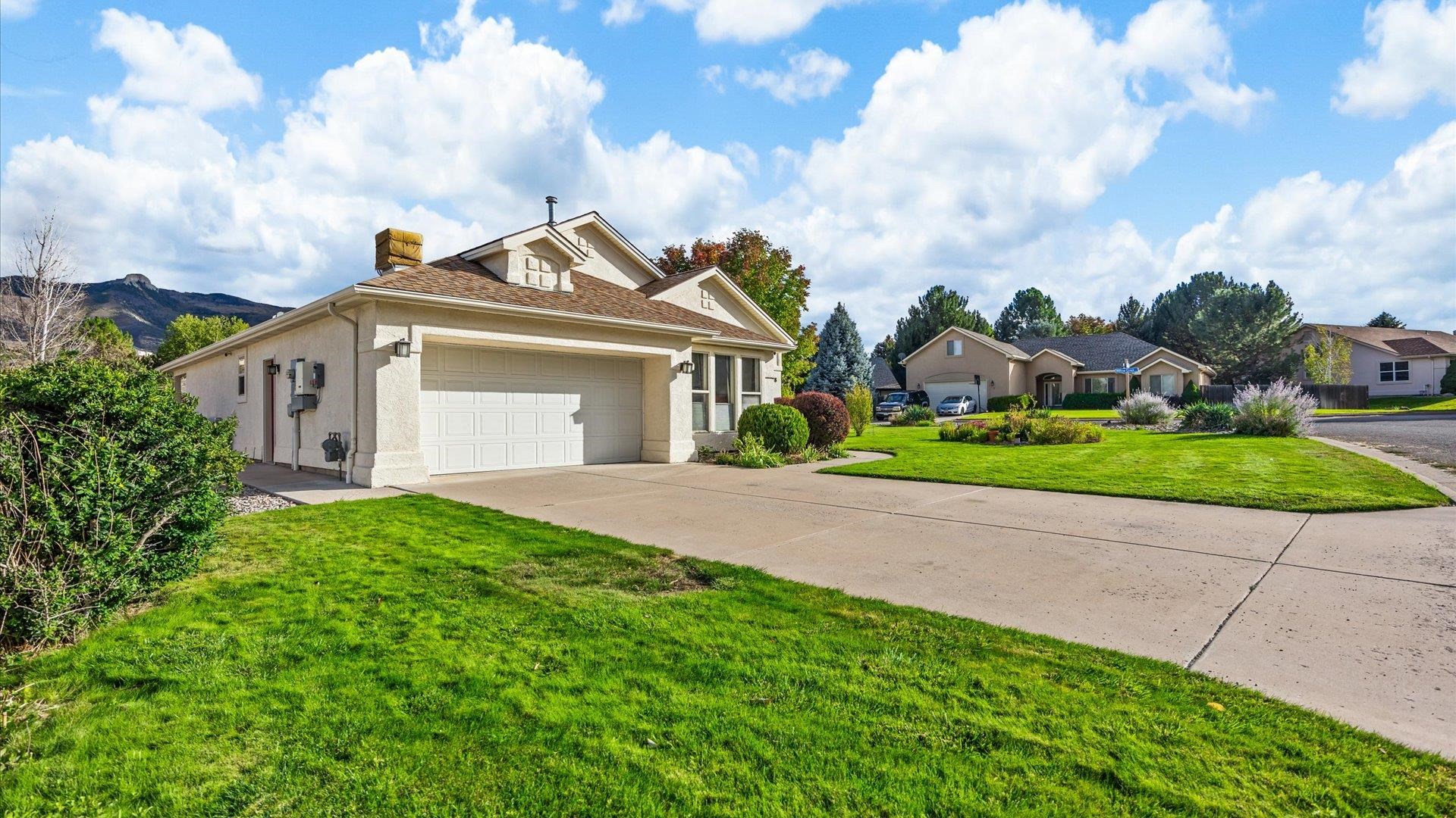 18 Willow Creek Court Property Photo 4