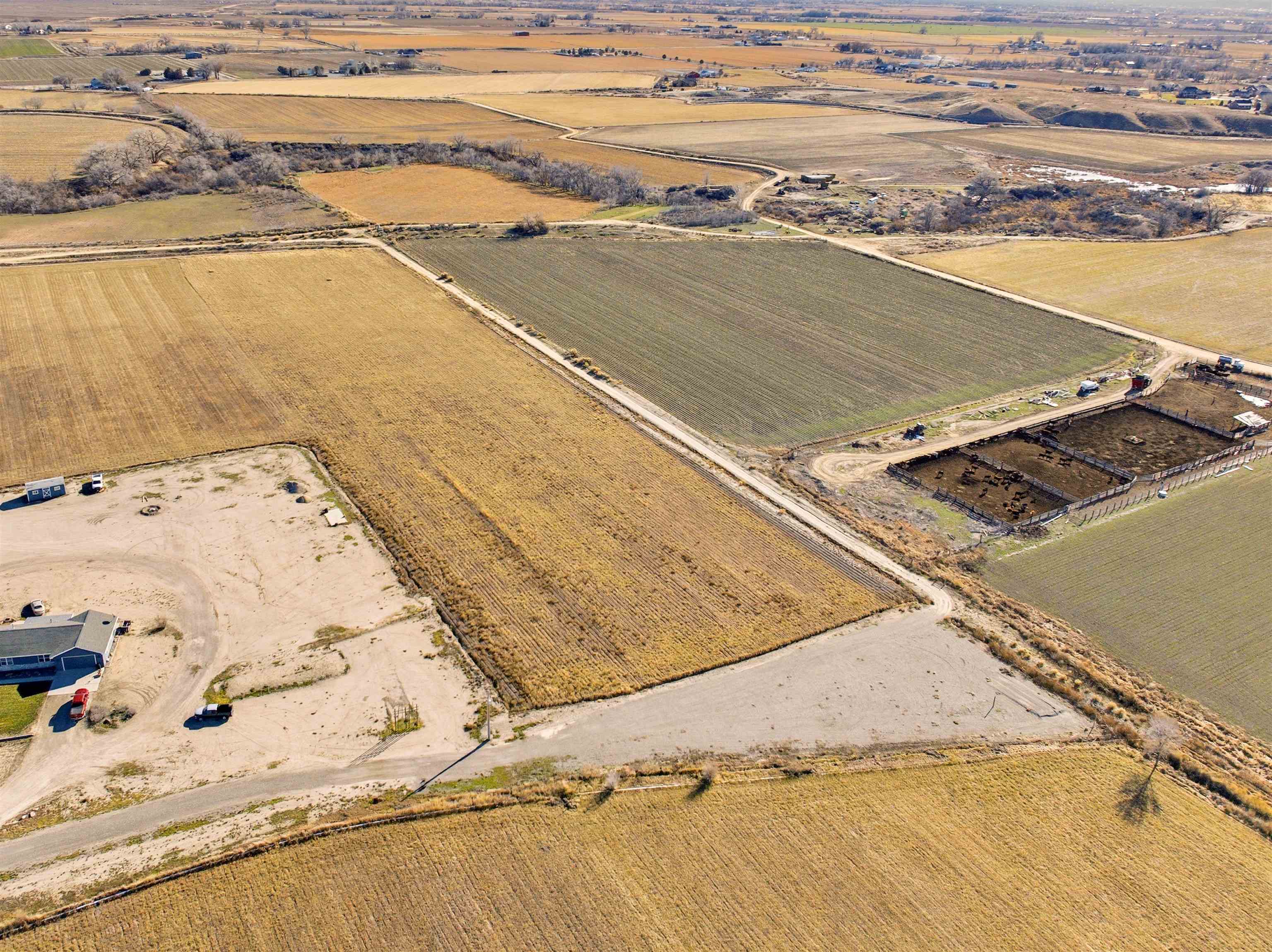 1835 O Road Property Photo 8