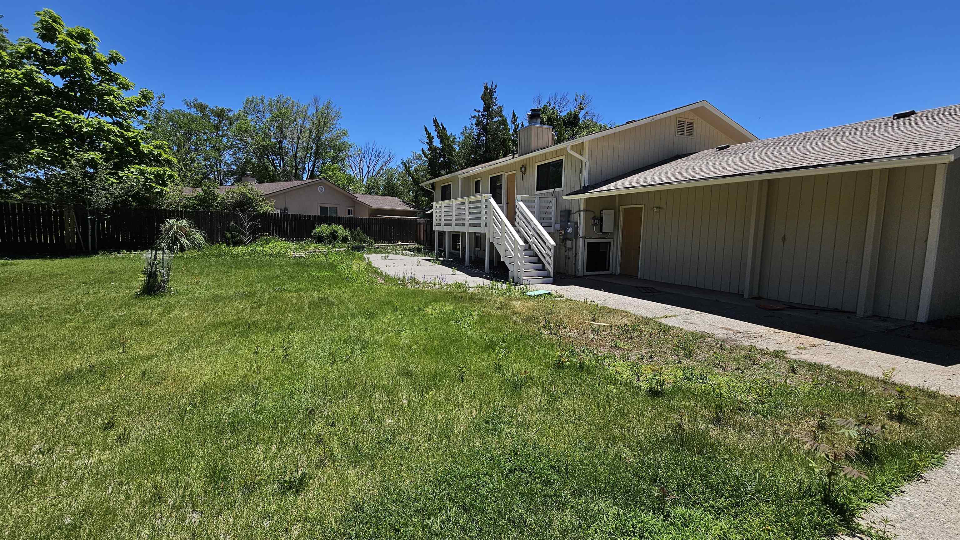 2040 Barberry Avenue Property Photo 33