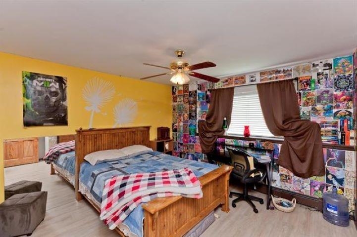 900 Thistle Court Property Photo 8