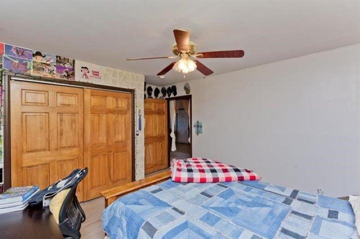 900 Thistle Court Property Photo 9