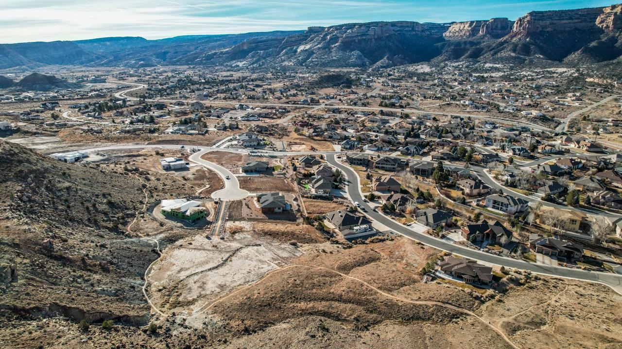 359 Canyon Rim Trail Property Photo 6