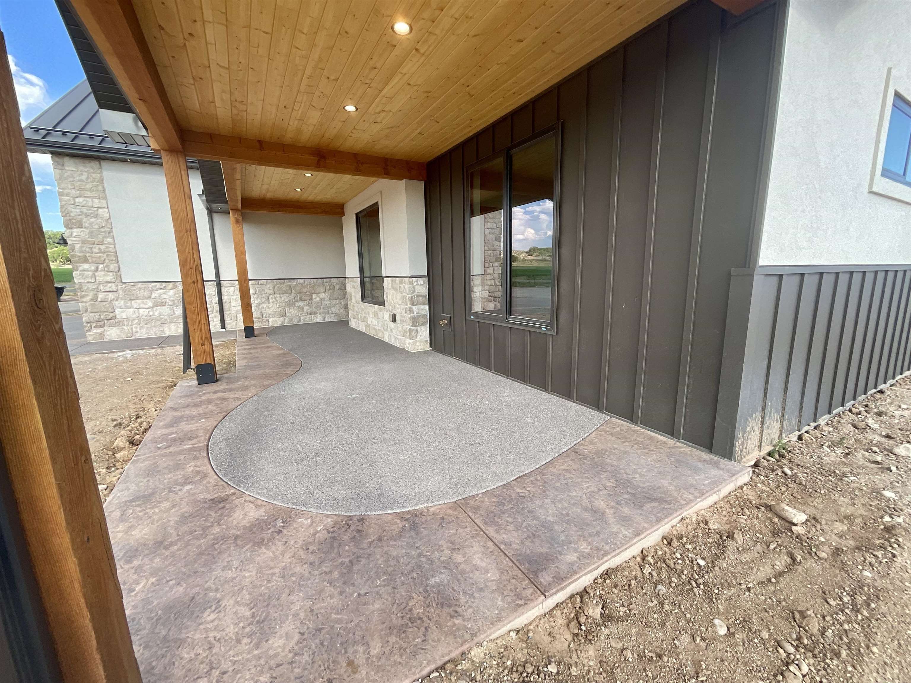 10013 5800 Road Property Photo 3