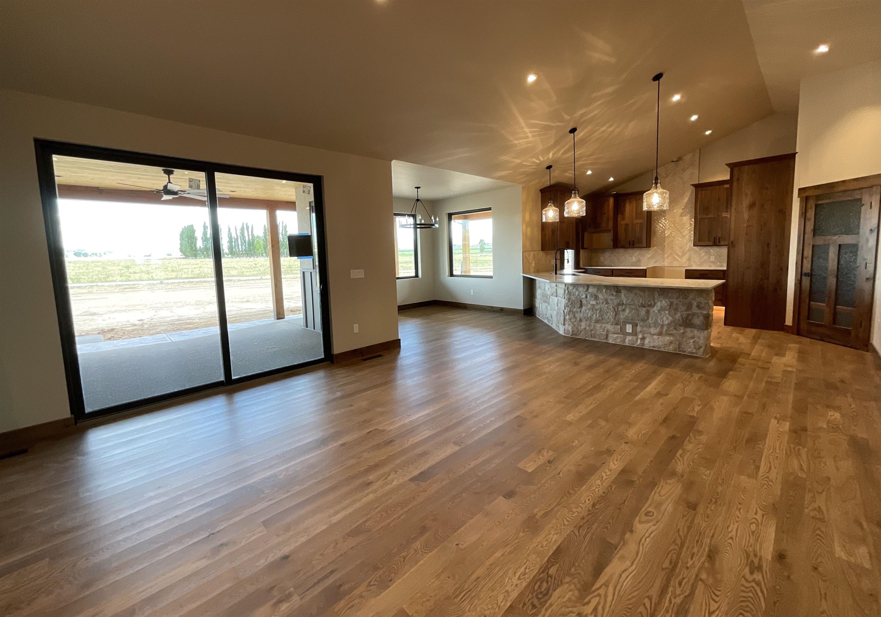 10013 5800 Road Property Photo 7