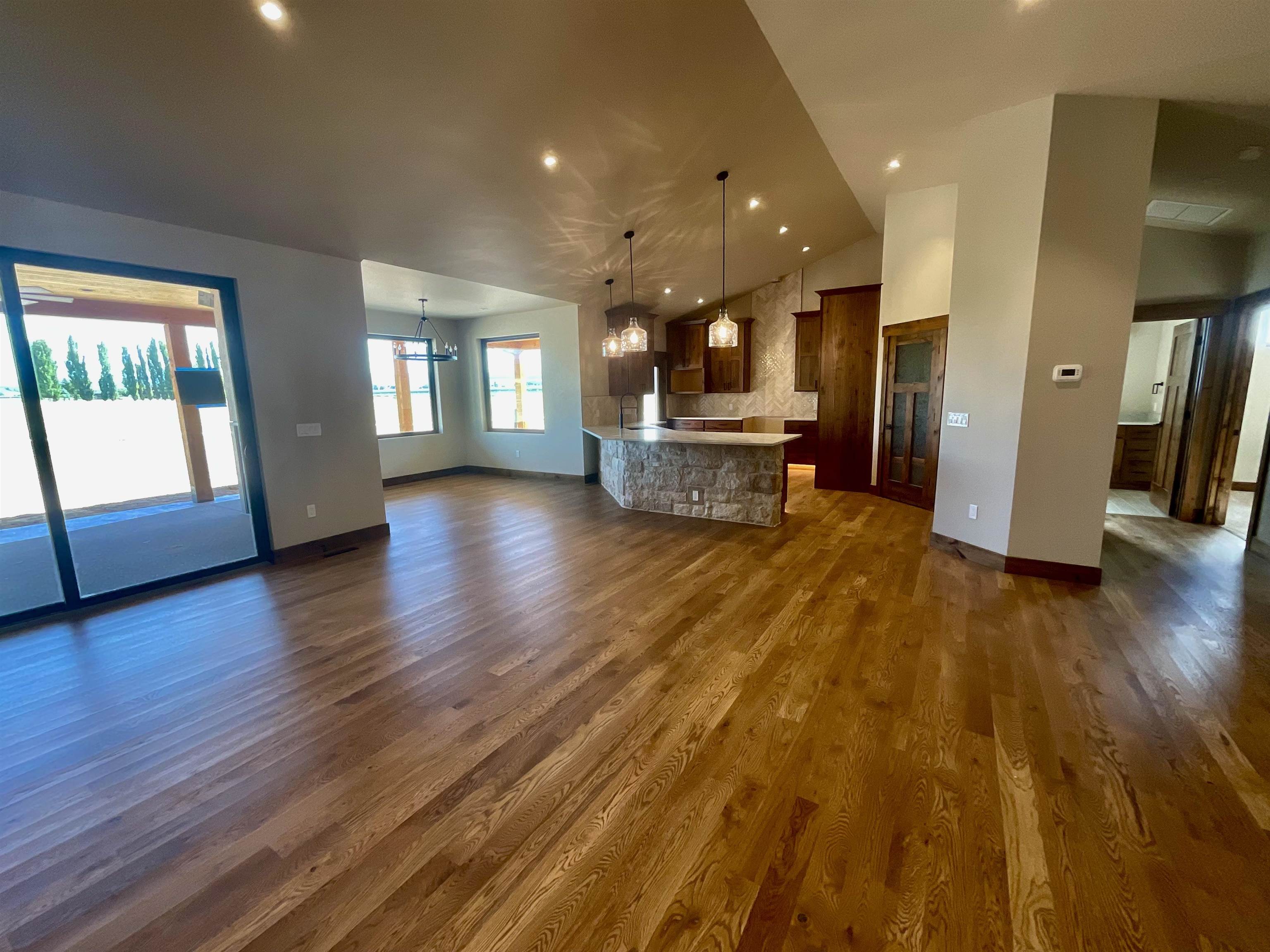10013 5800 Road Property Photo 8