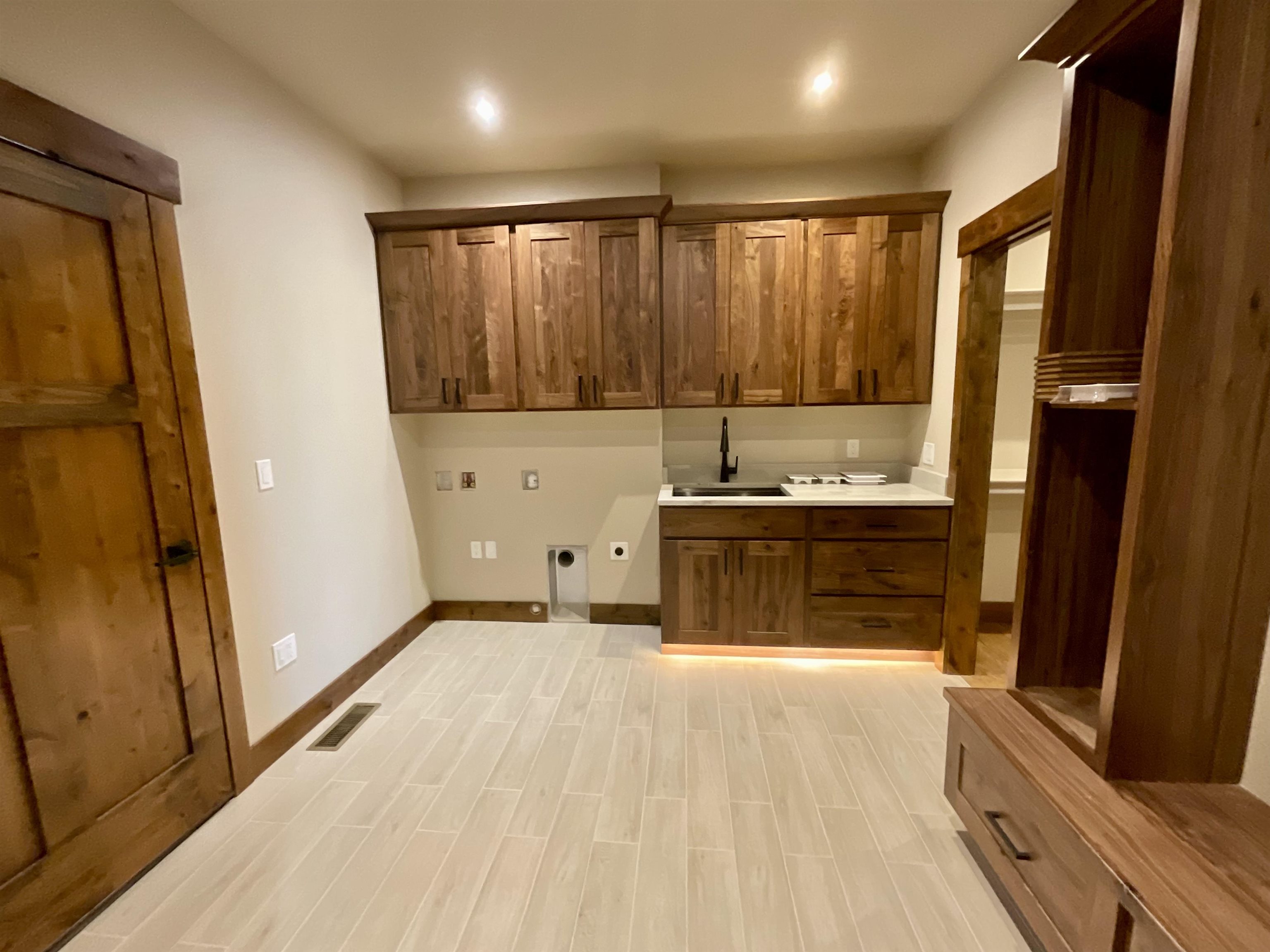 10013 5800 Road Property Photo 25