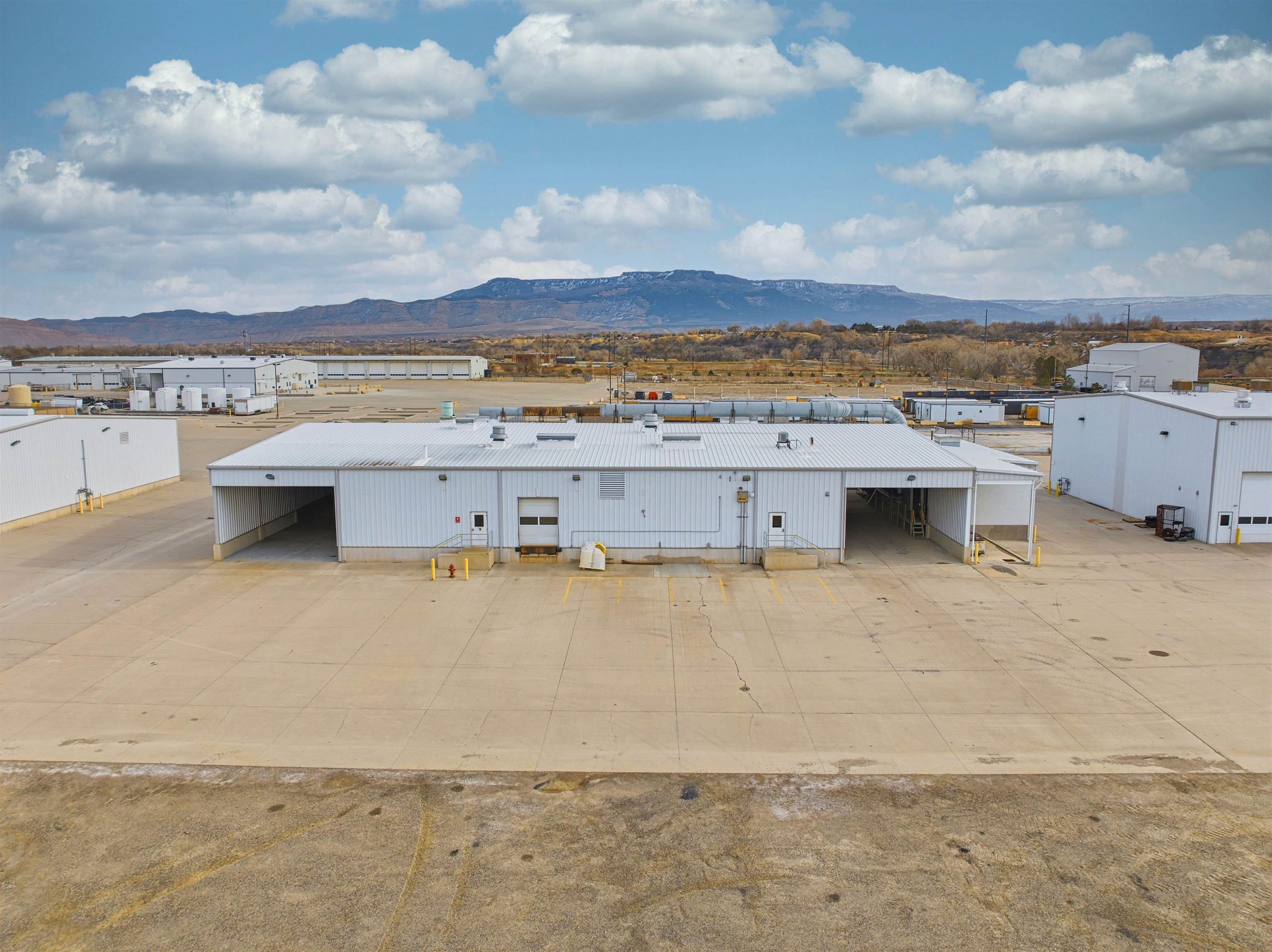 374 31 5/8 Road Property Photo 2