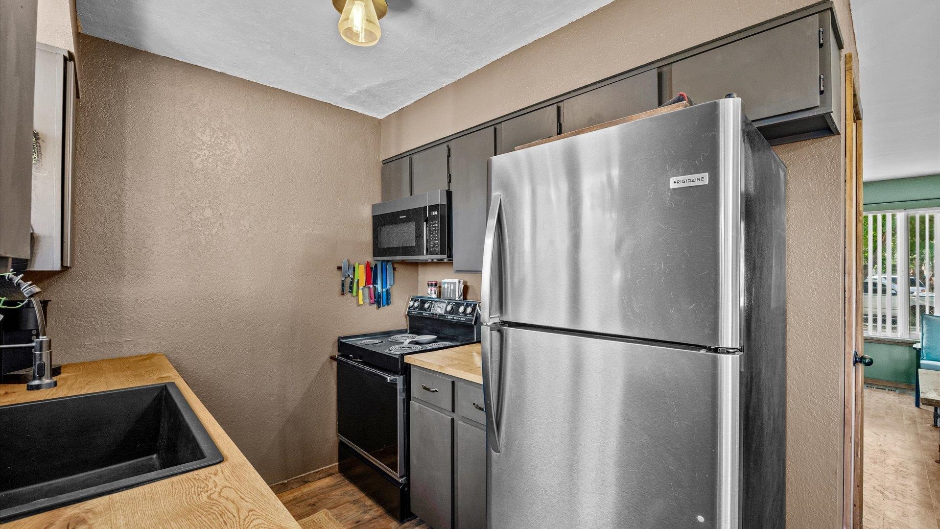 3207 Bunting Avenue Property Photo 8