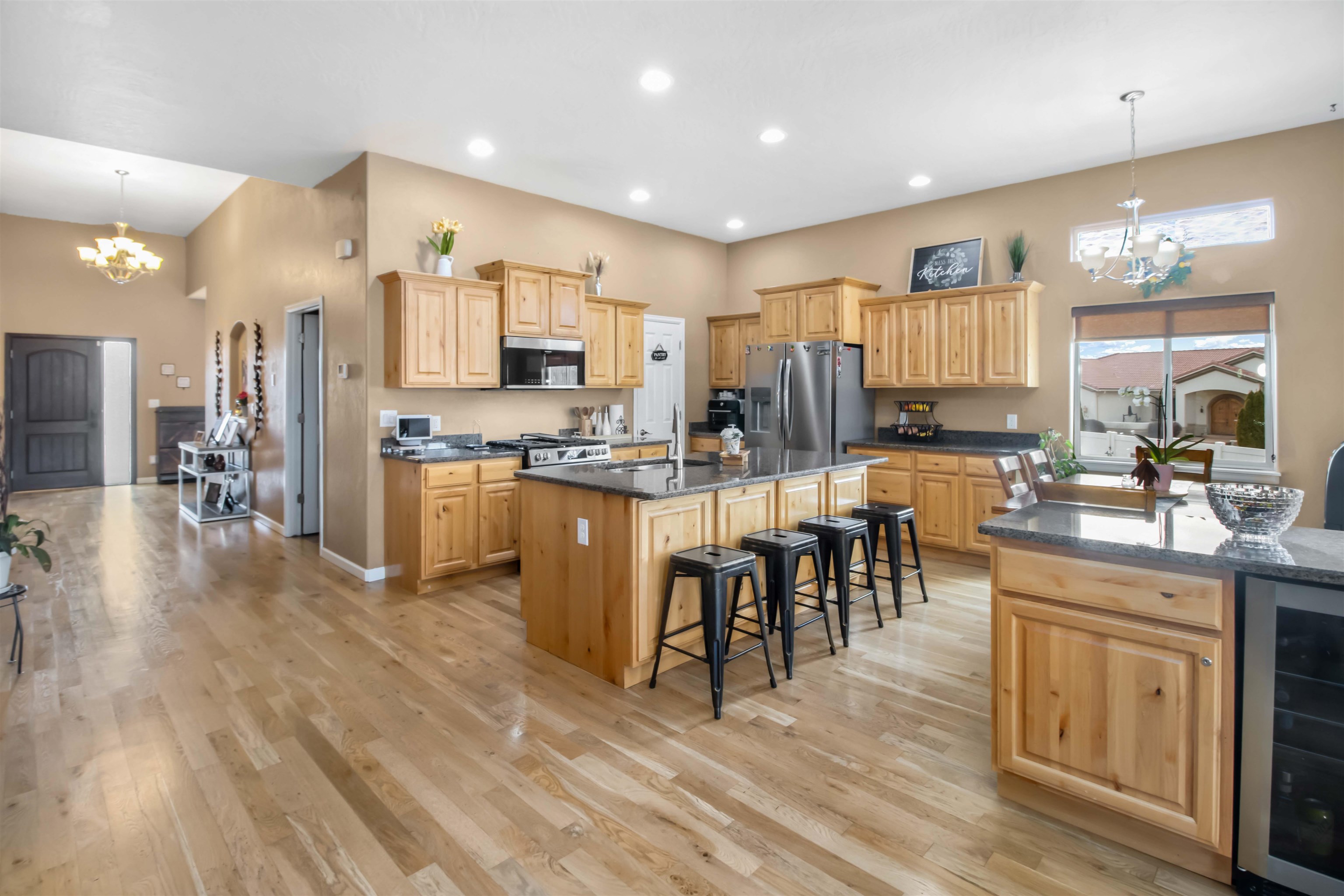 727 Egret Circle Property Photo 6