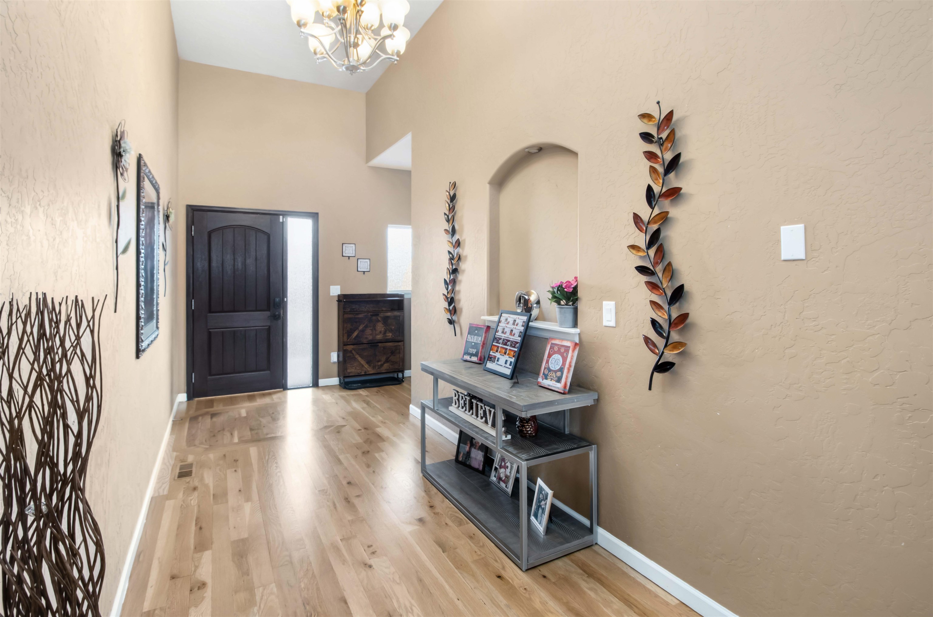 727 Egret Circle Property Photo 9