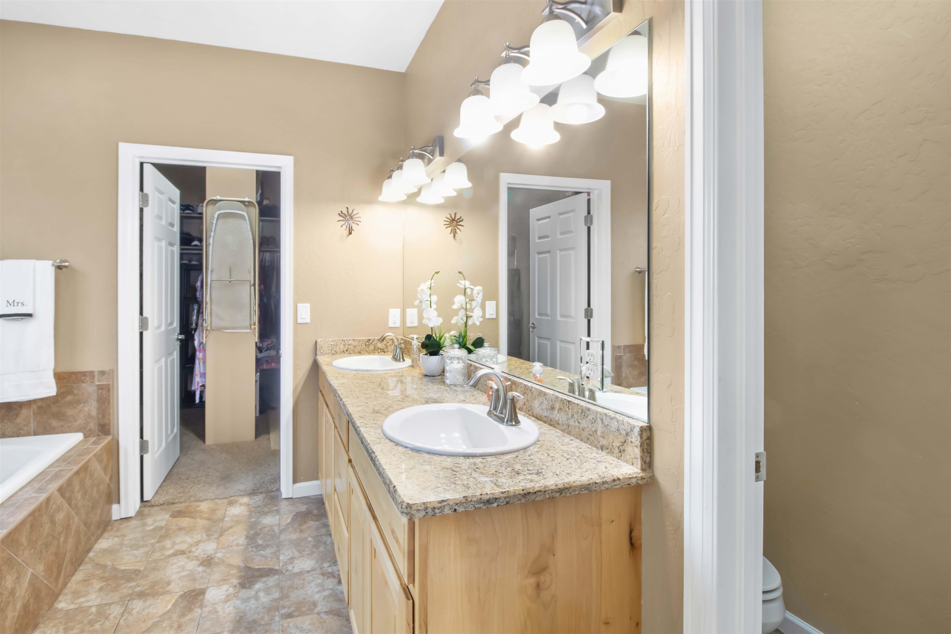 727 Egret Circle Property Photo 13
