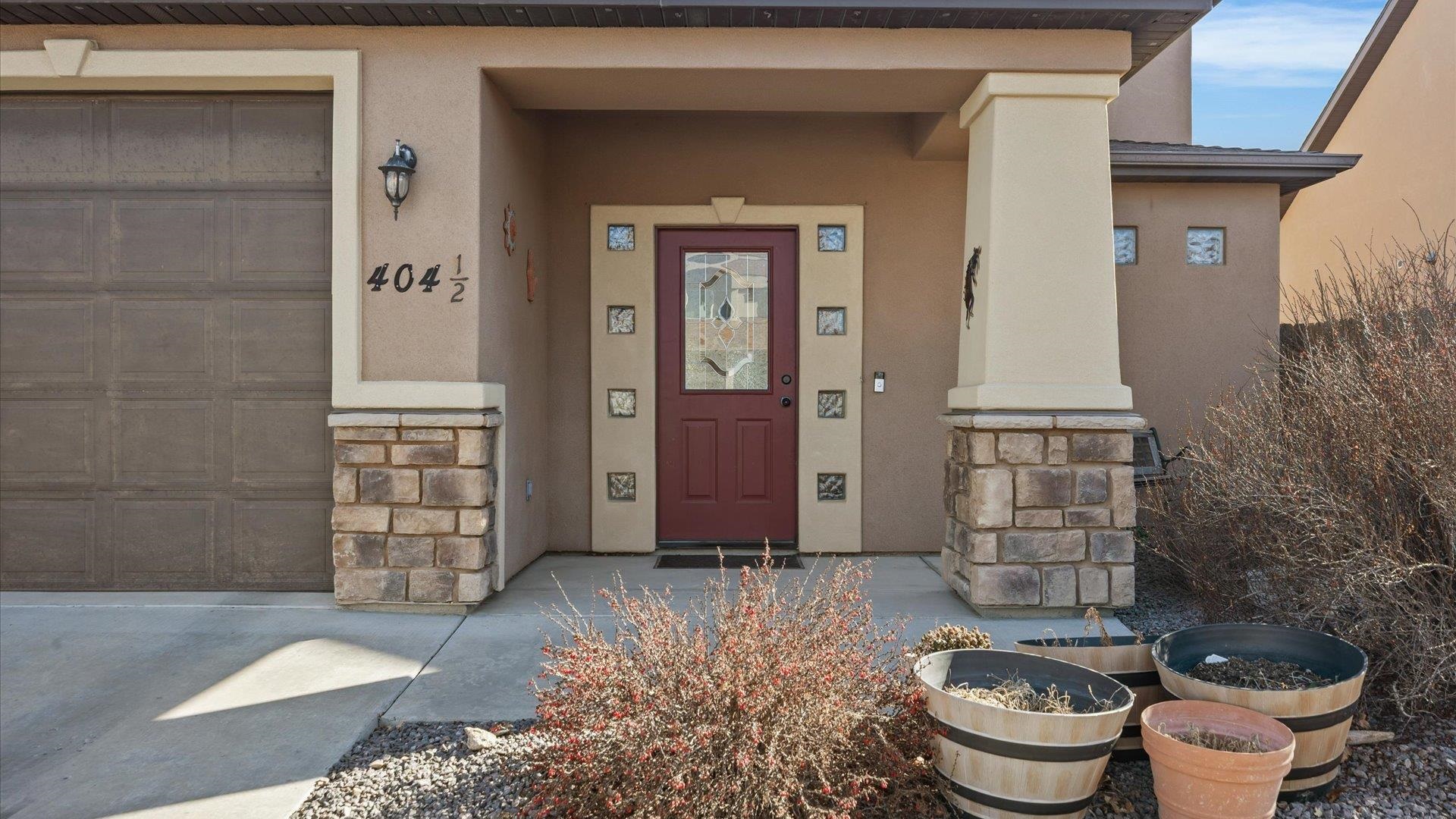 404 1/2 Chert Drive Property Photo 4