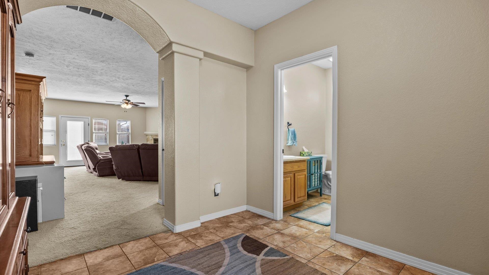 404 1/2 Chert Drive Property Photo 6