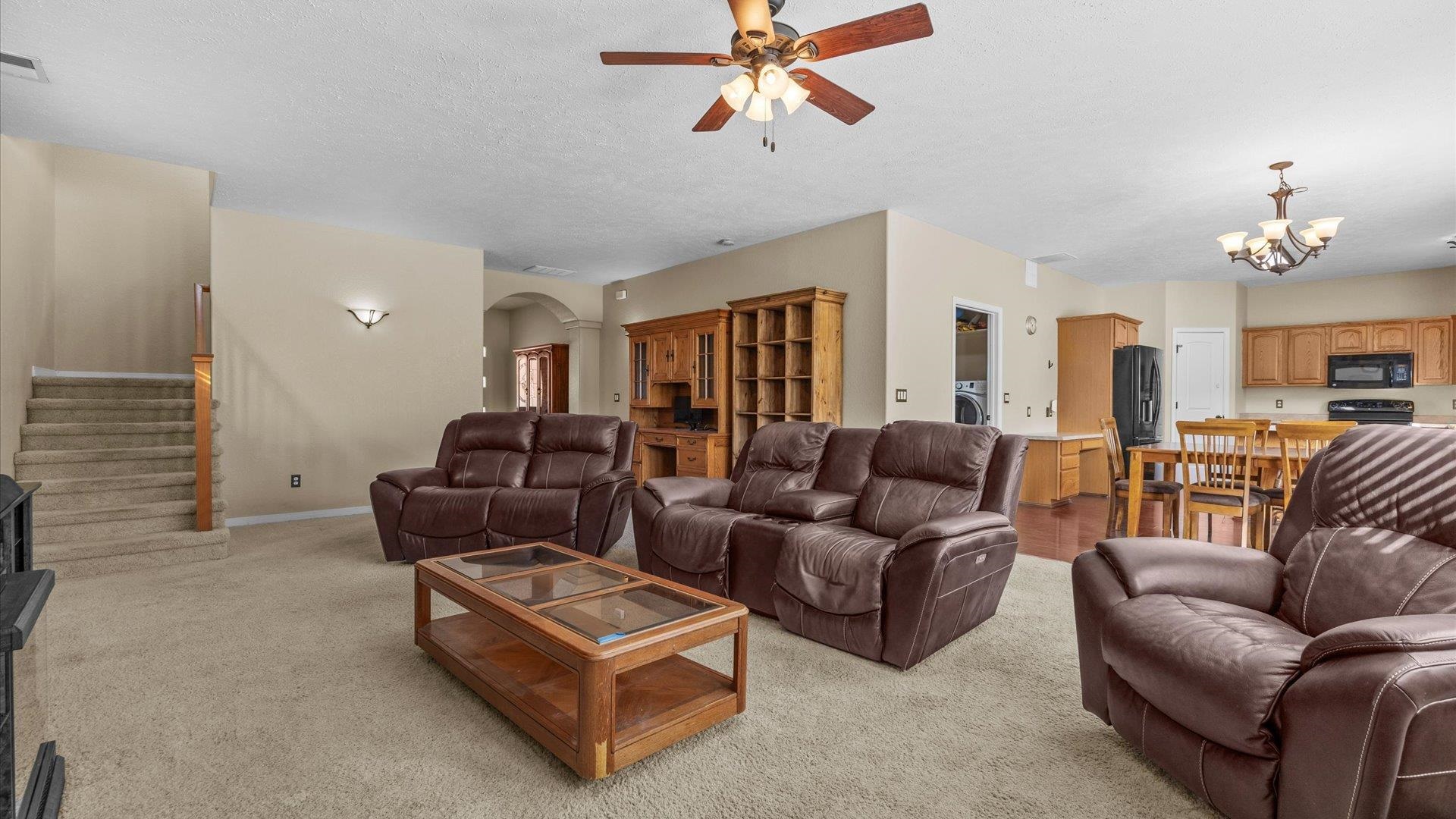 404 1/2 Chert Drive Property Photo 8