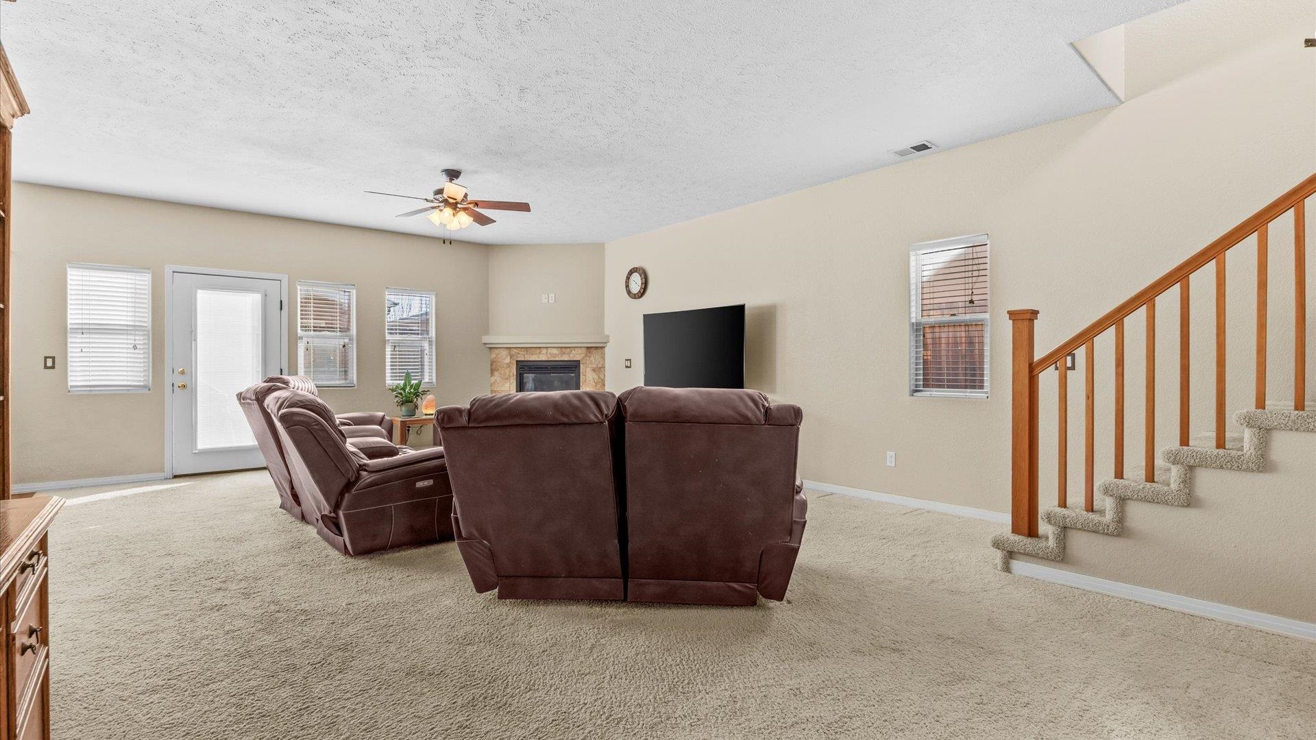 404 1/2 Chert Drive Property Photo 9