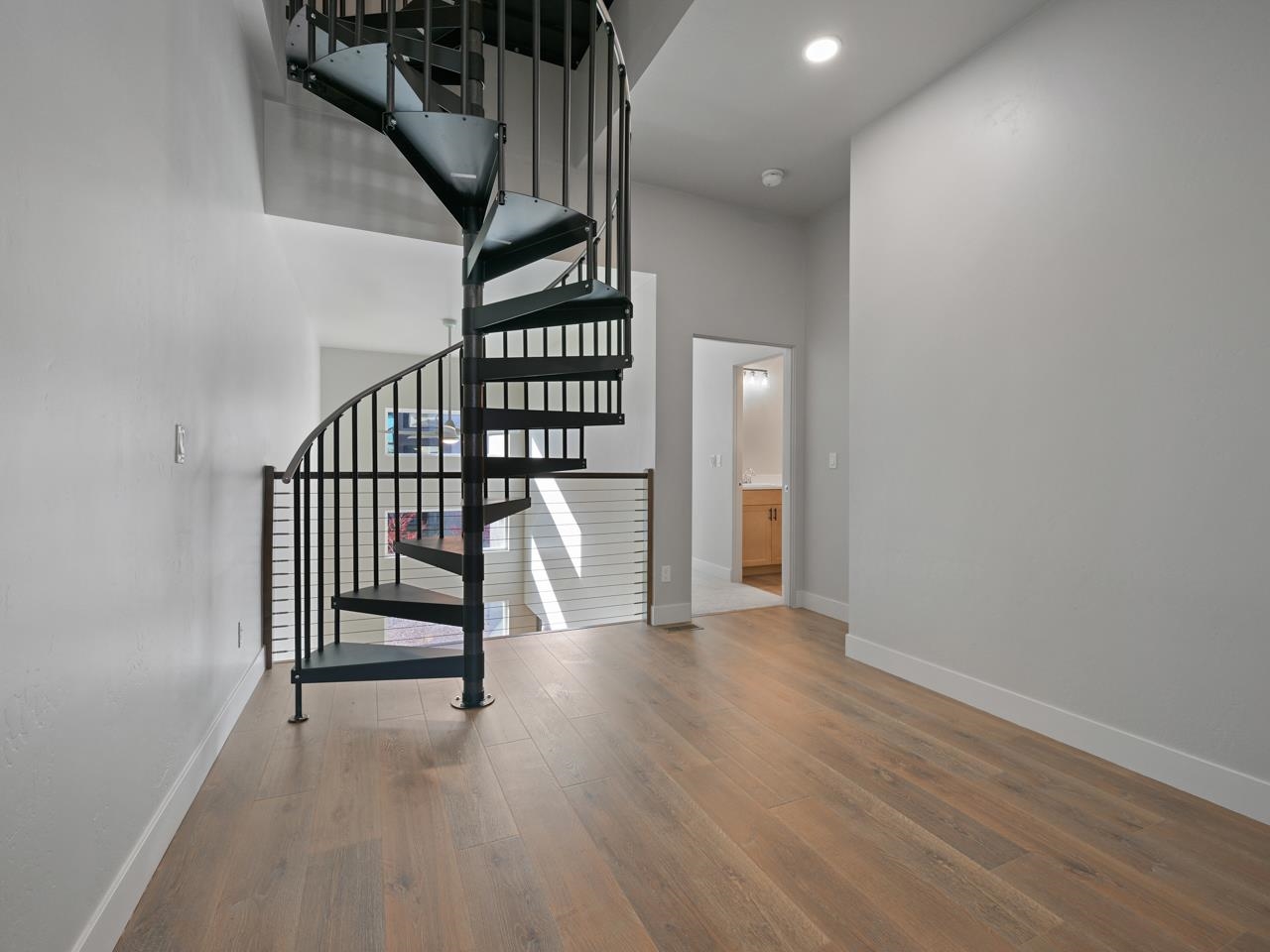 392 W Ridges Boulevard Property Photo 15