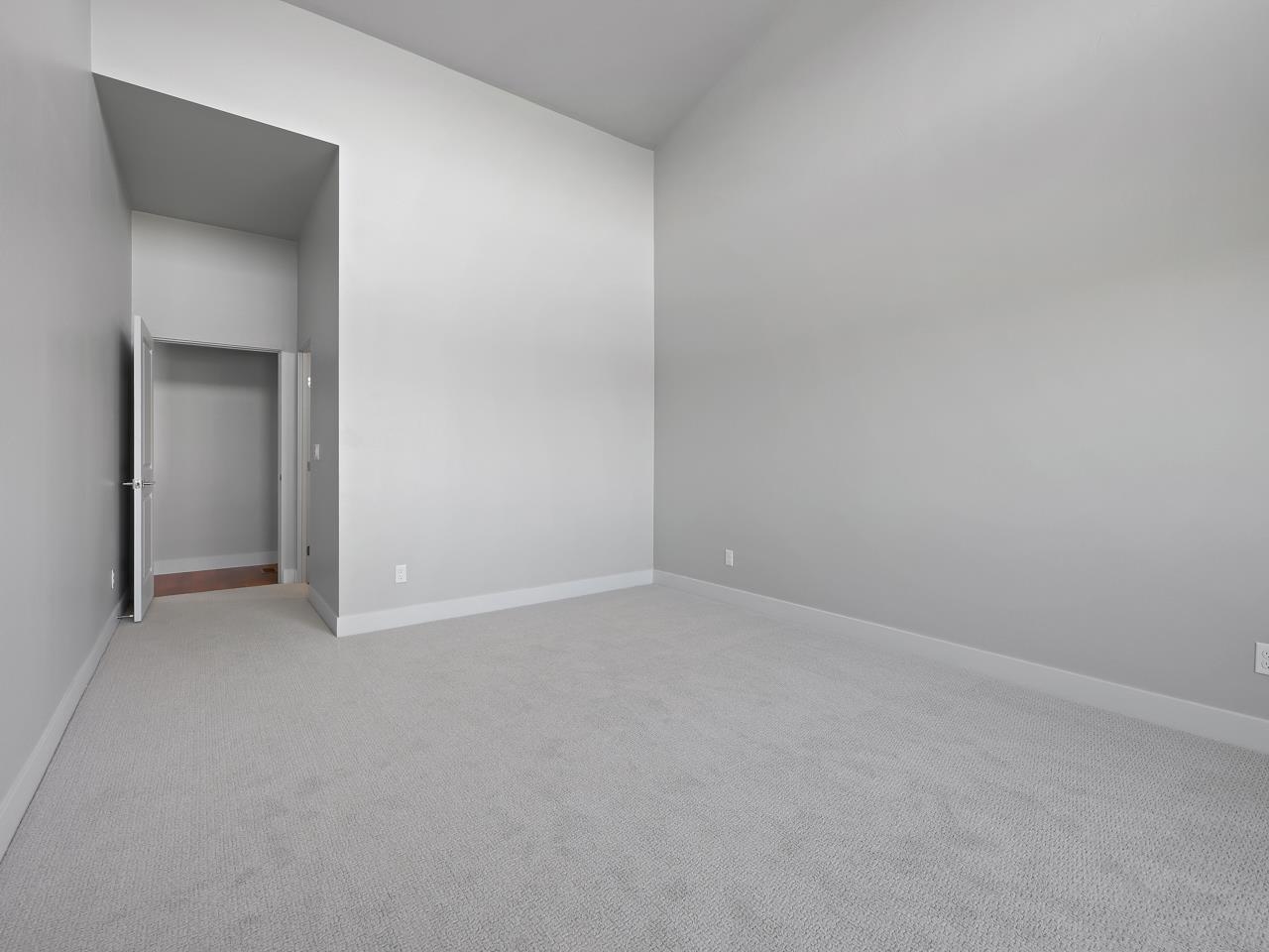 392 W Ridges Boulevard Property Photo 23