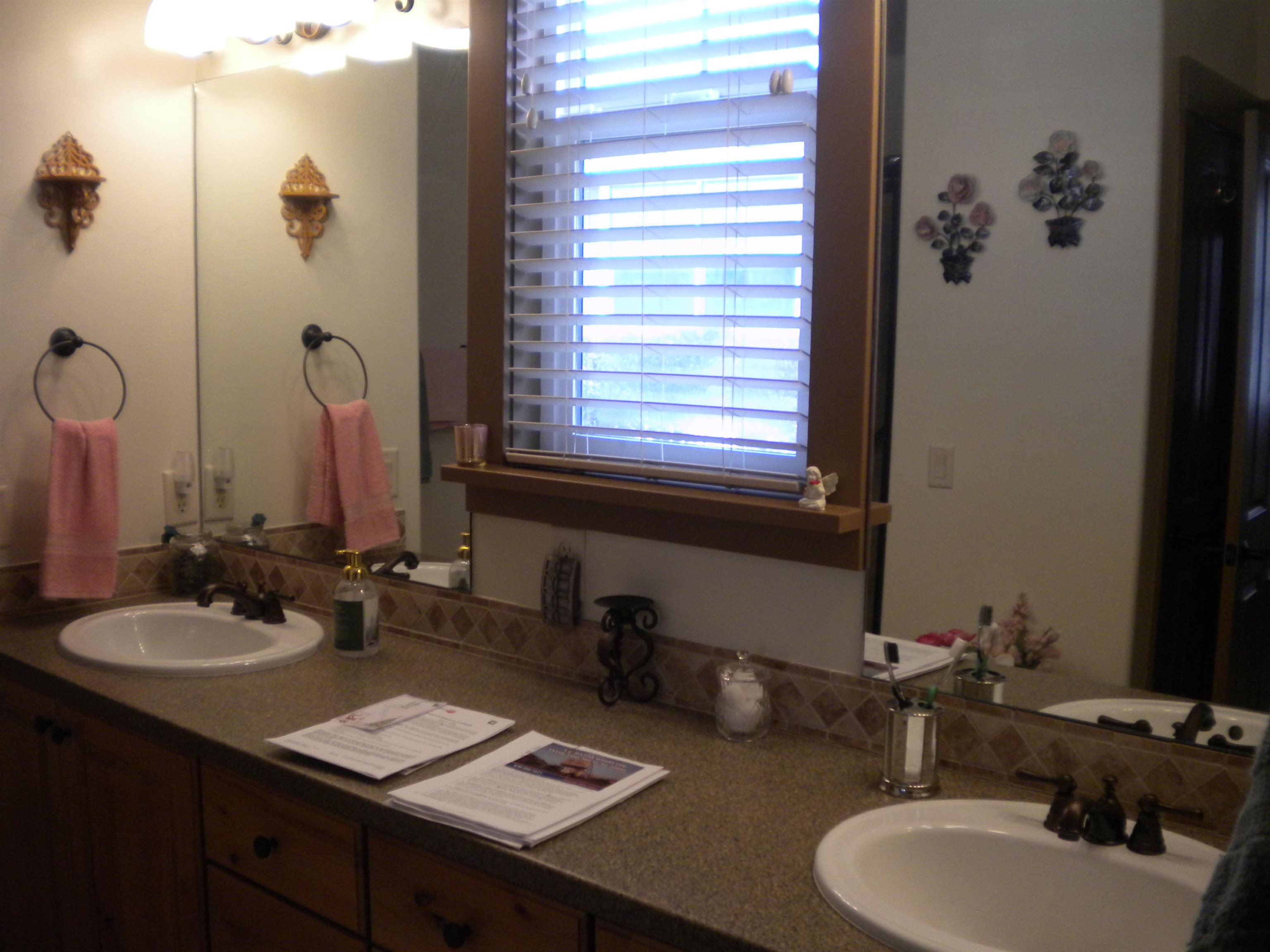 1108 Sunrose Lane Property Photo 14