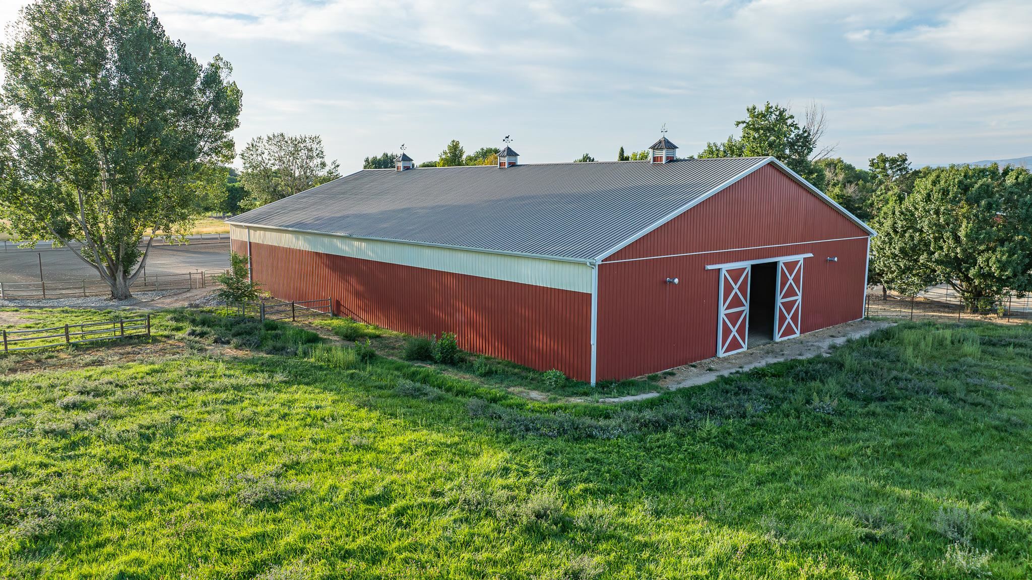 1577 14 1/2 Road Property Photo 9