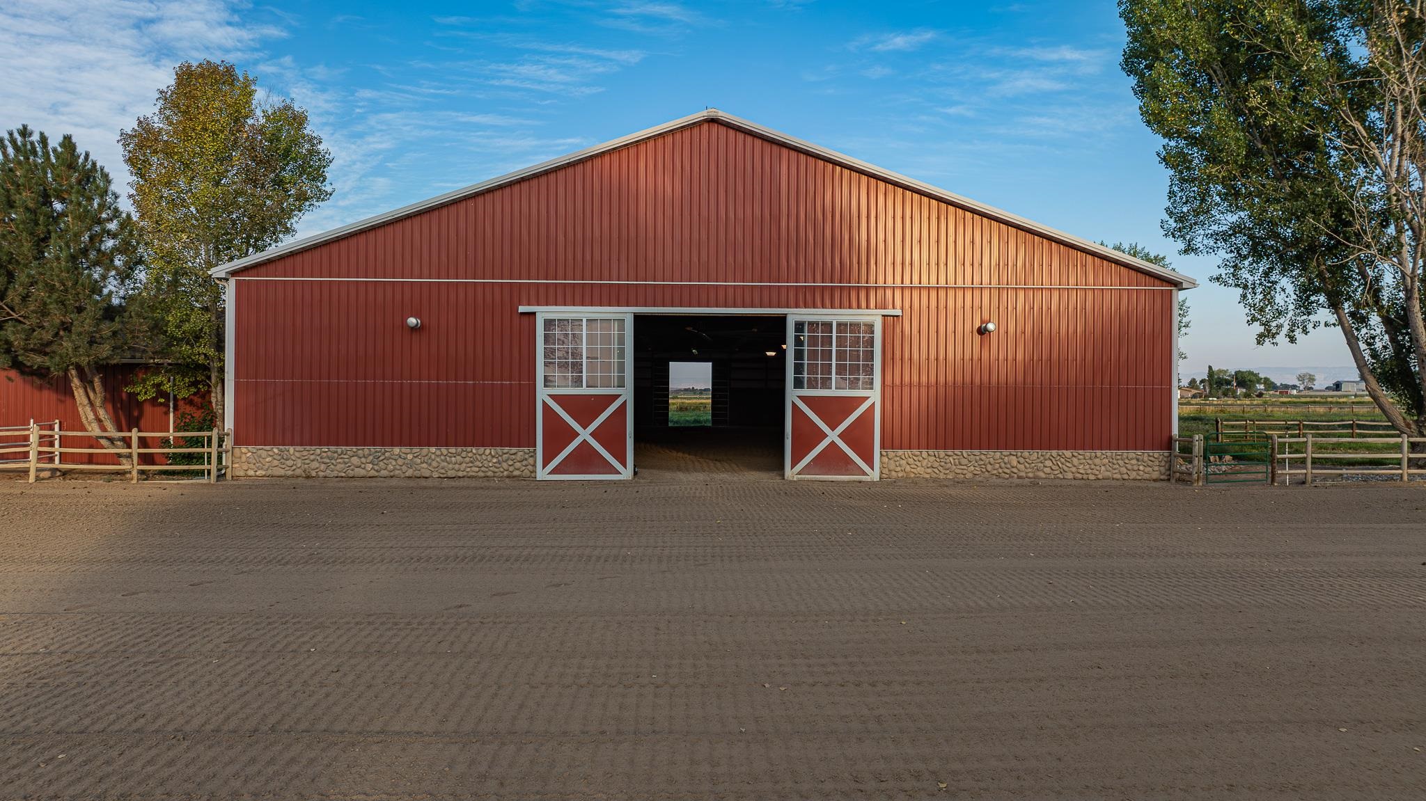 1577 14 1/2 Road Property Photo 16