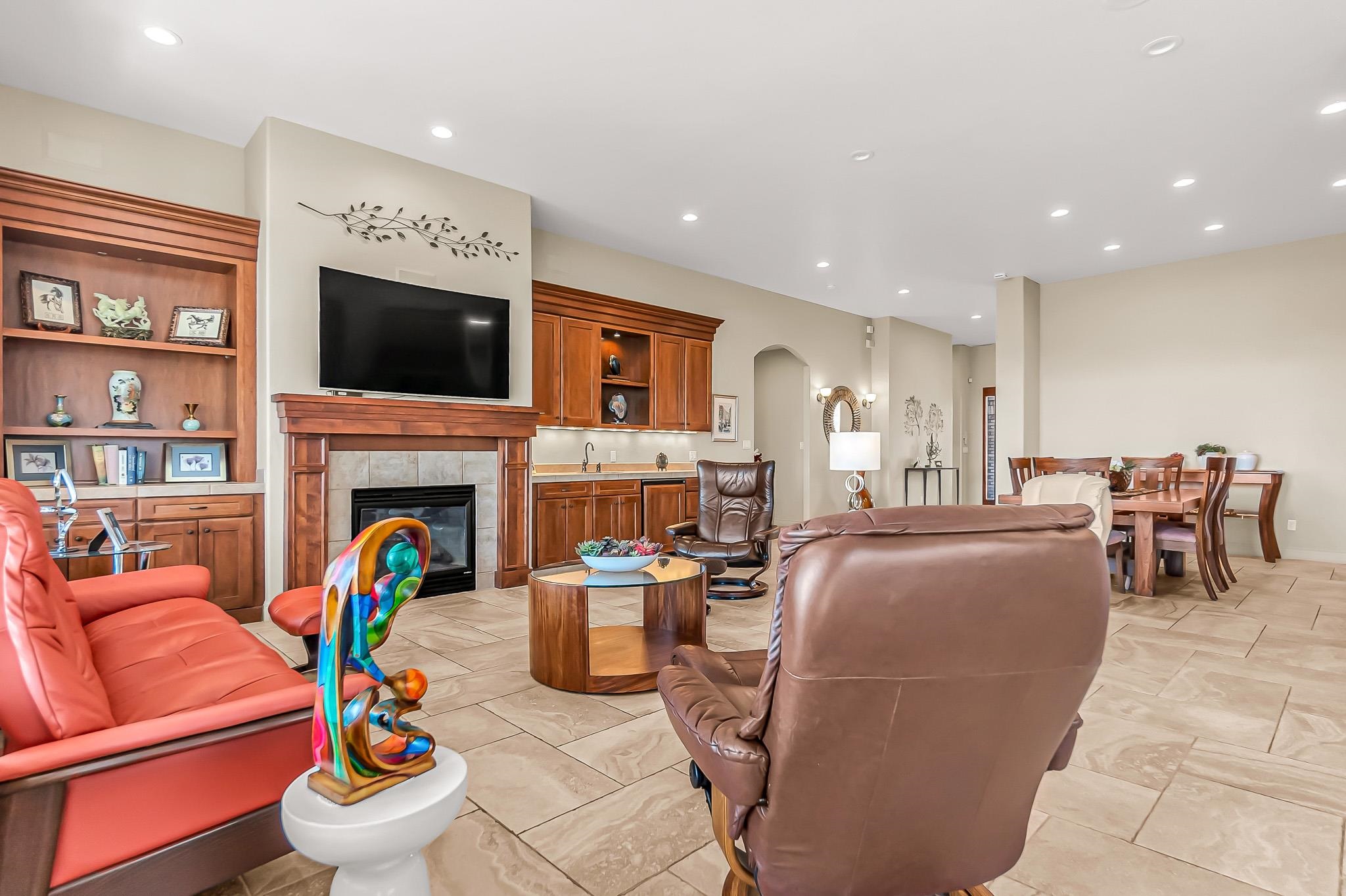 2277 Autumn Ash Avenue Property Photo 3
