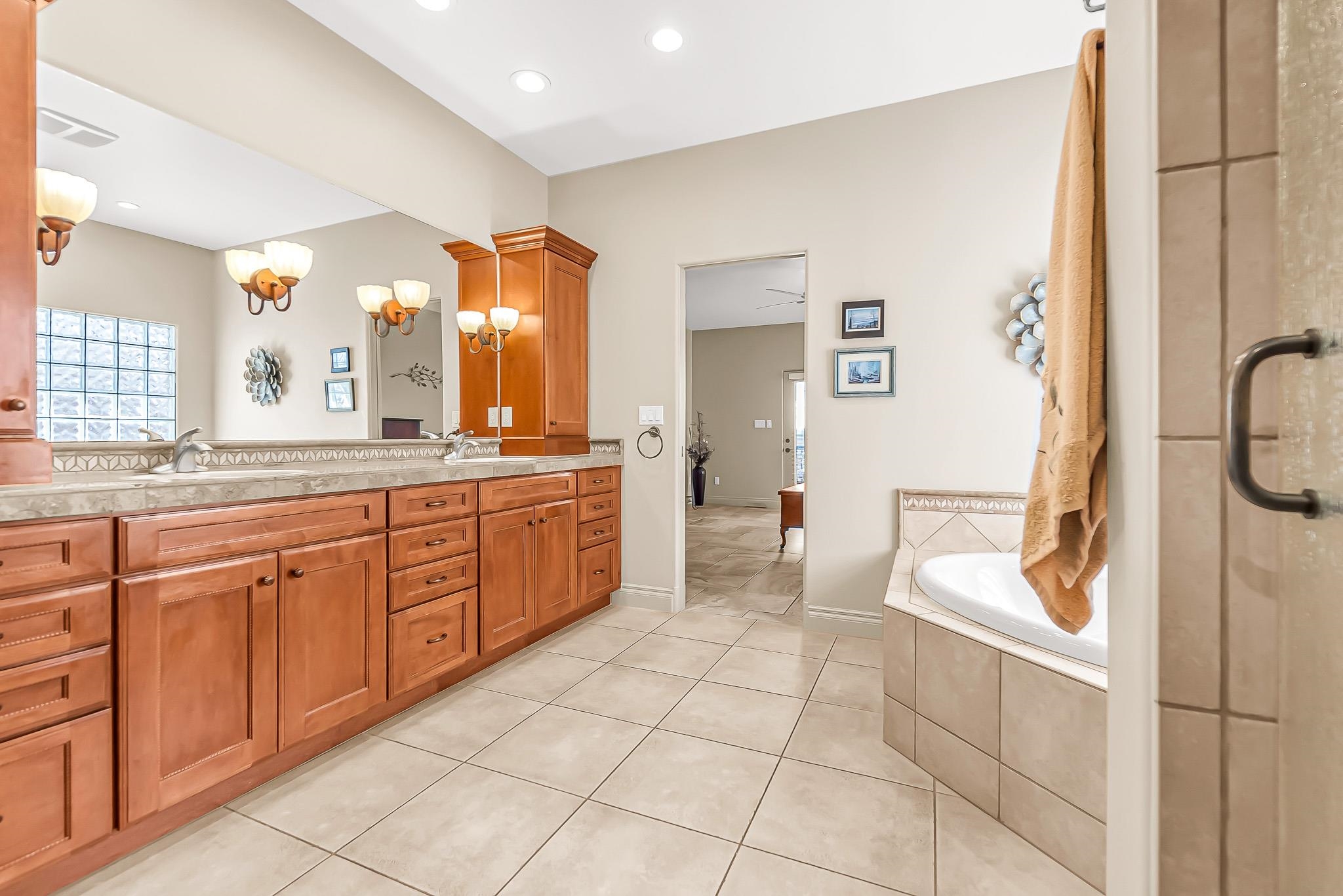 2277 Autumn Ash Avenue Property Photo 19